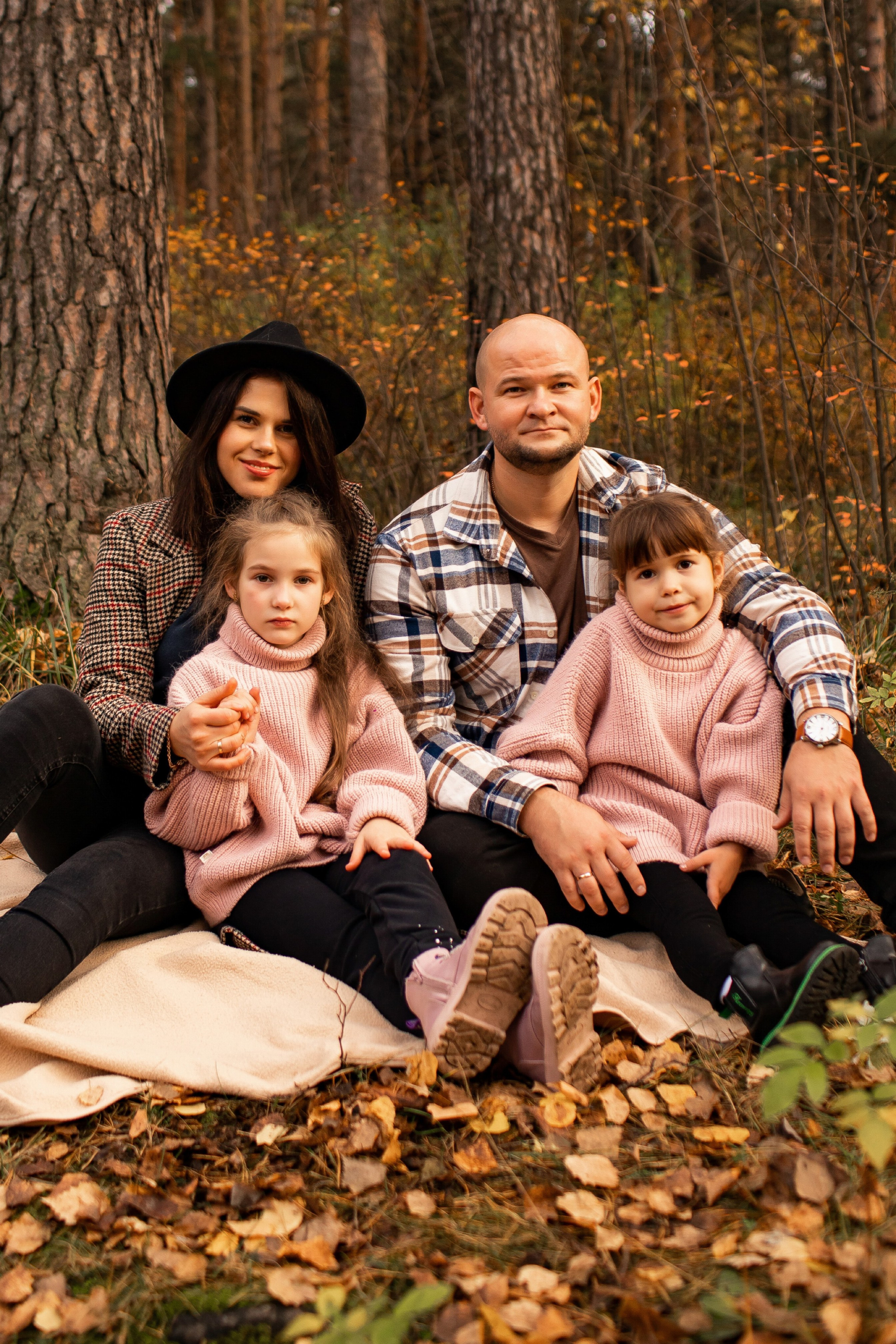 Ирина Саша и девочки. Семейная съемка — это красивый способ признаться своей семье в любви