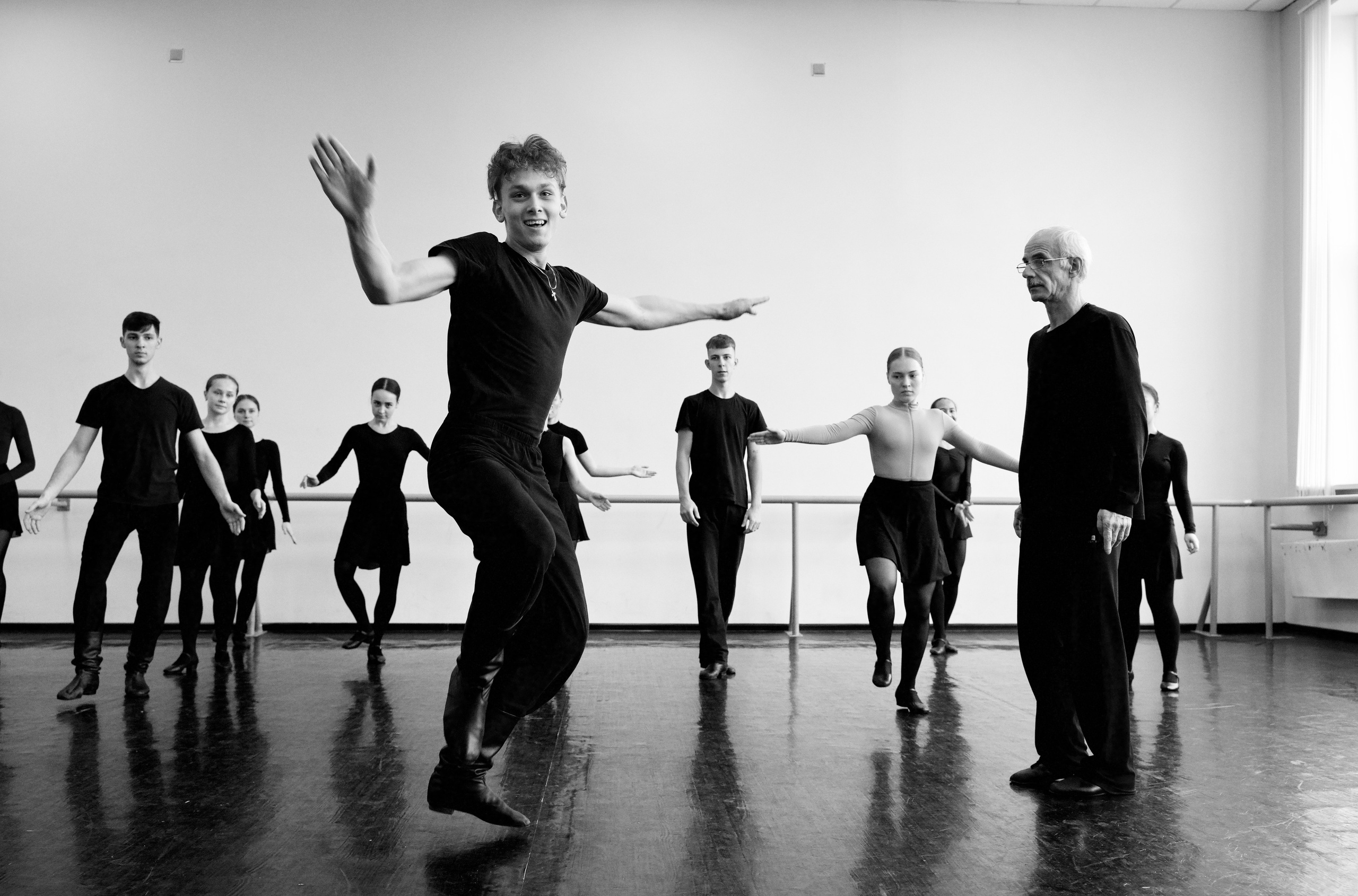 Ансамбль Т. А. Устиновой. Фотограф Николай Костюк