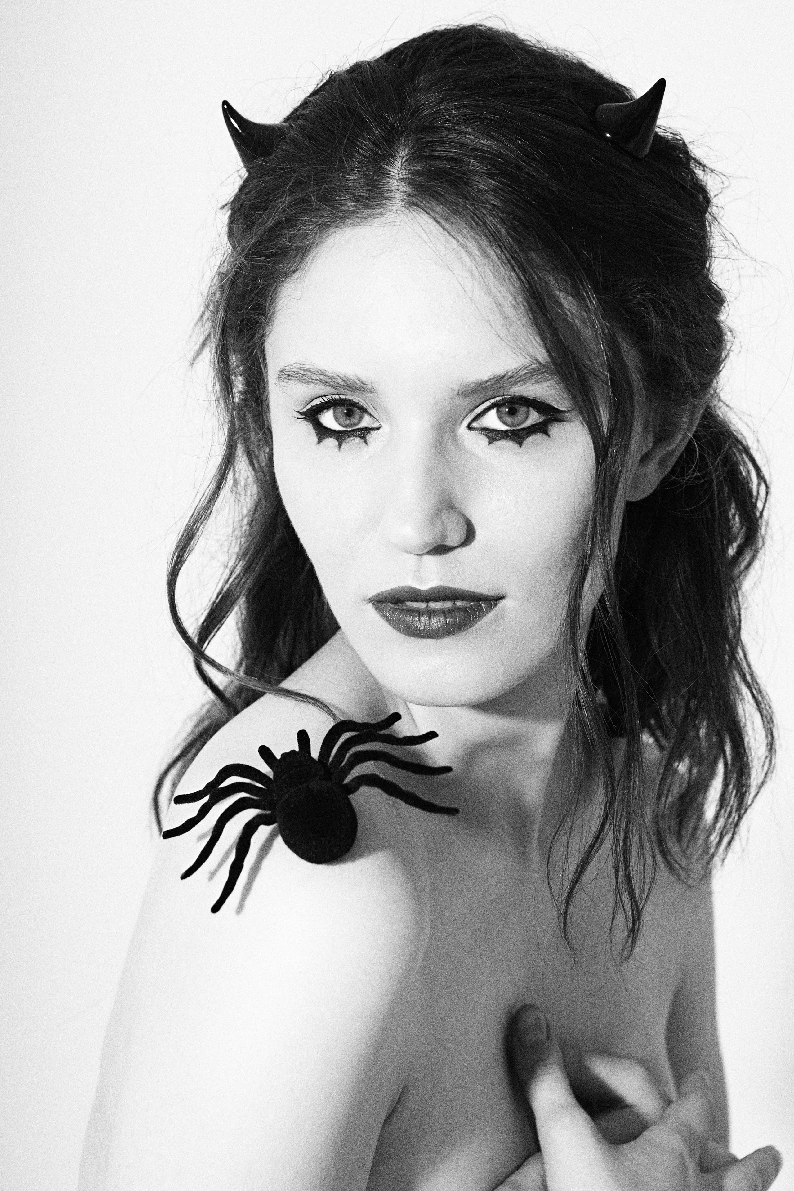 Ведьмочка. Фотограф в Мурманске Оксана Черноморец