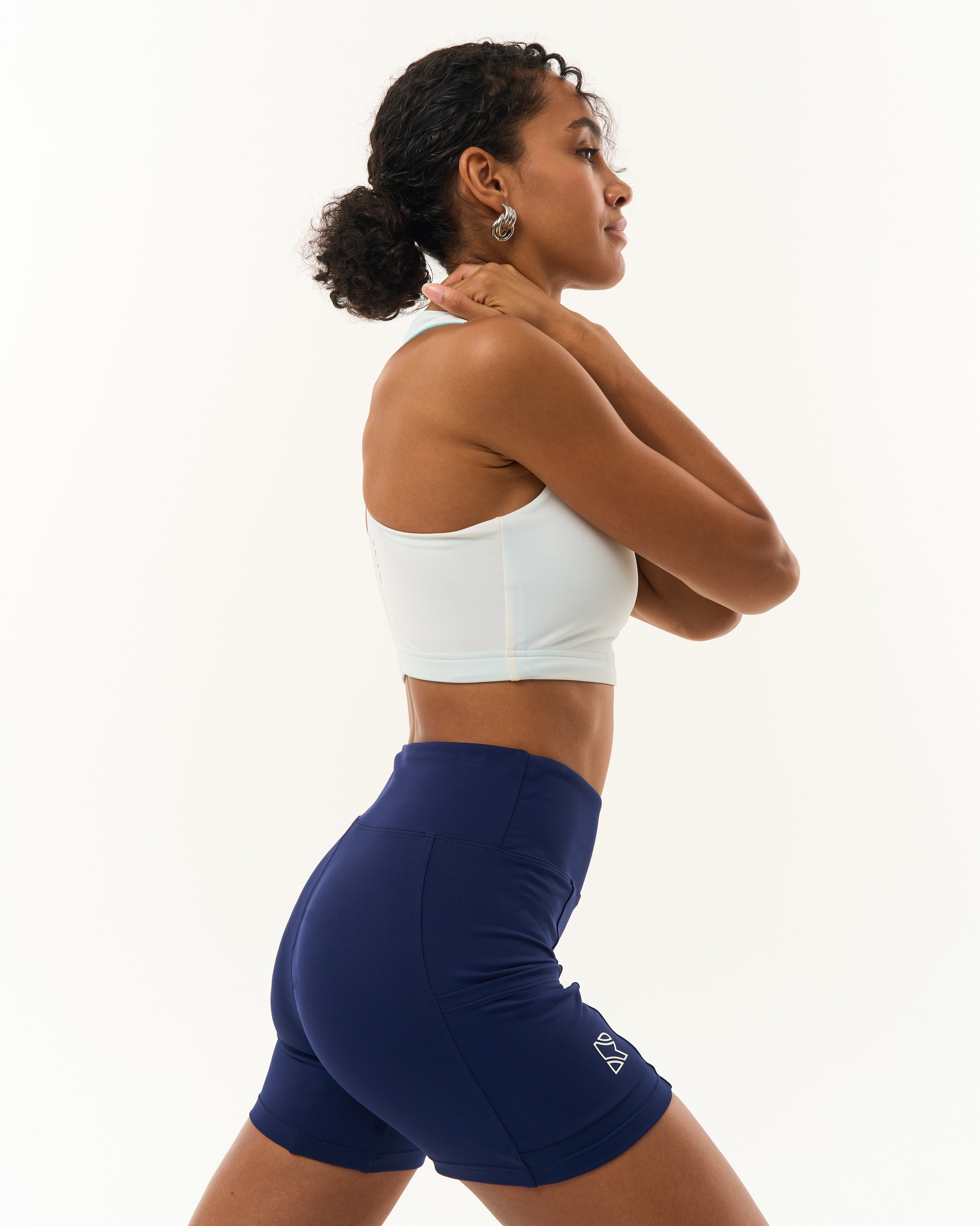 RAQUETA. 595 Production