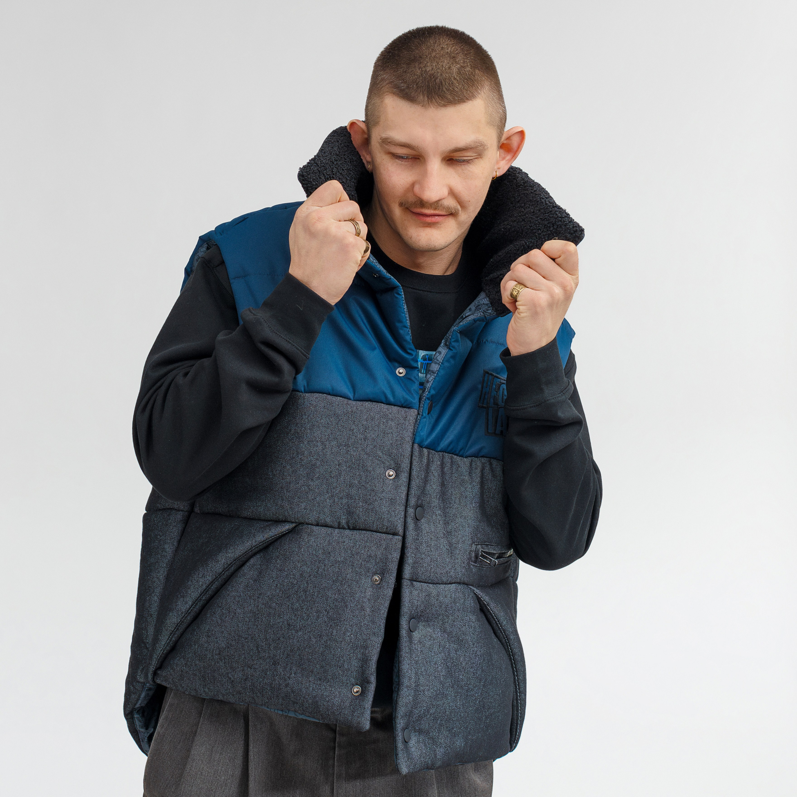 Фотосъемка одежды для маркетплейсов в СПб | Каталогизация товаров