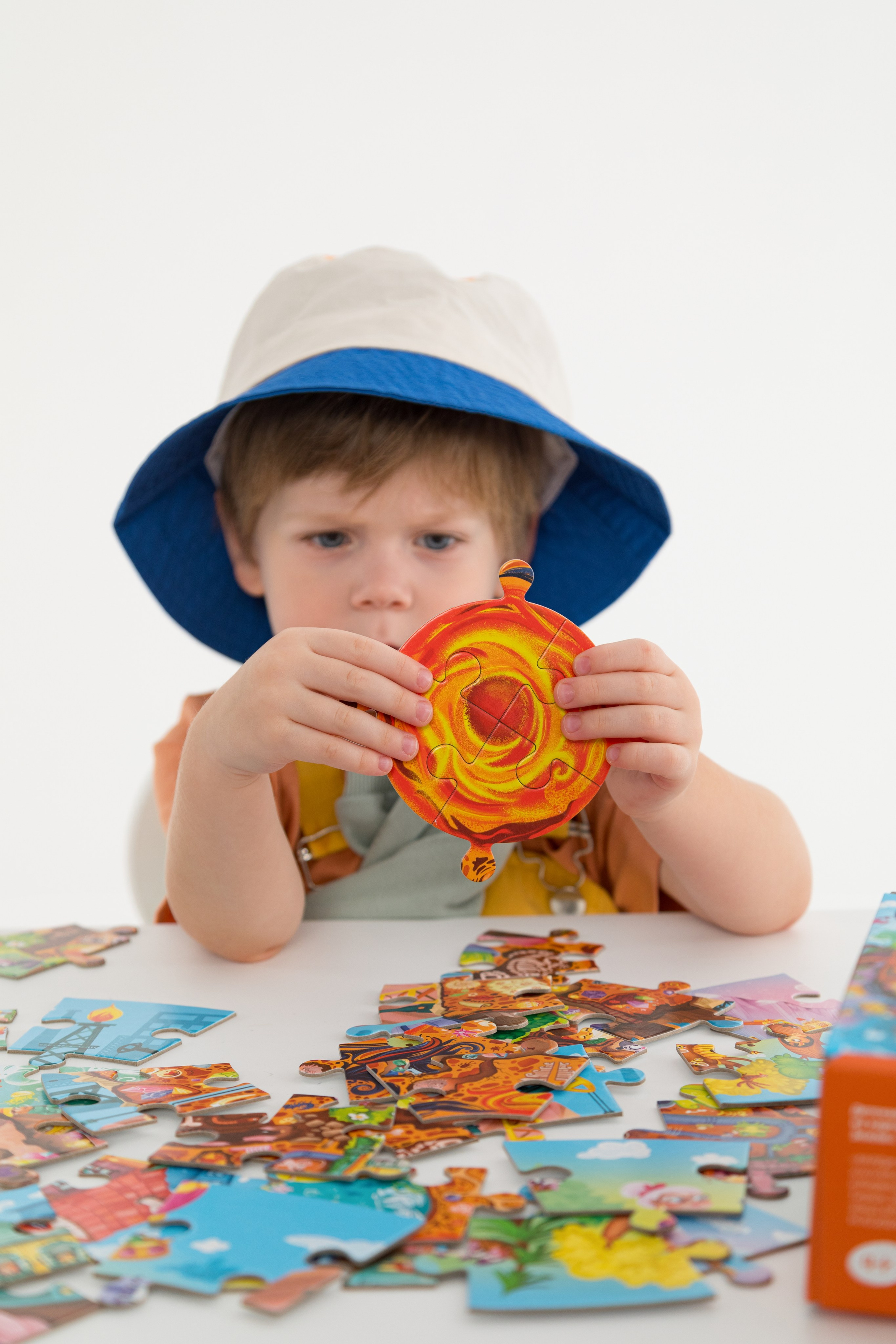 Съемка в циклораме для Харди Гарди. Детский и контент фотограф Надя Волкова Санкт-Петербург