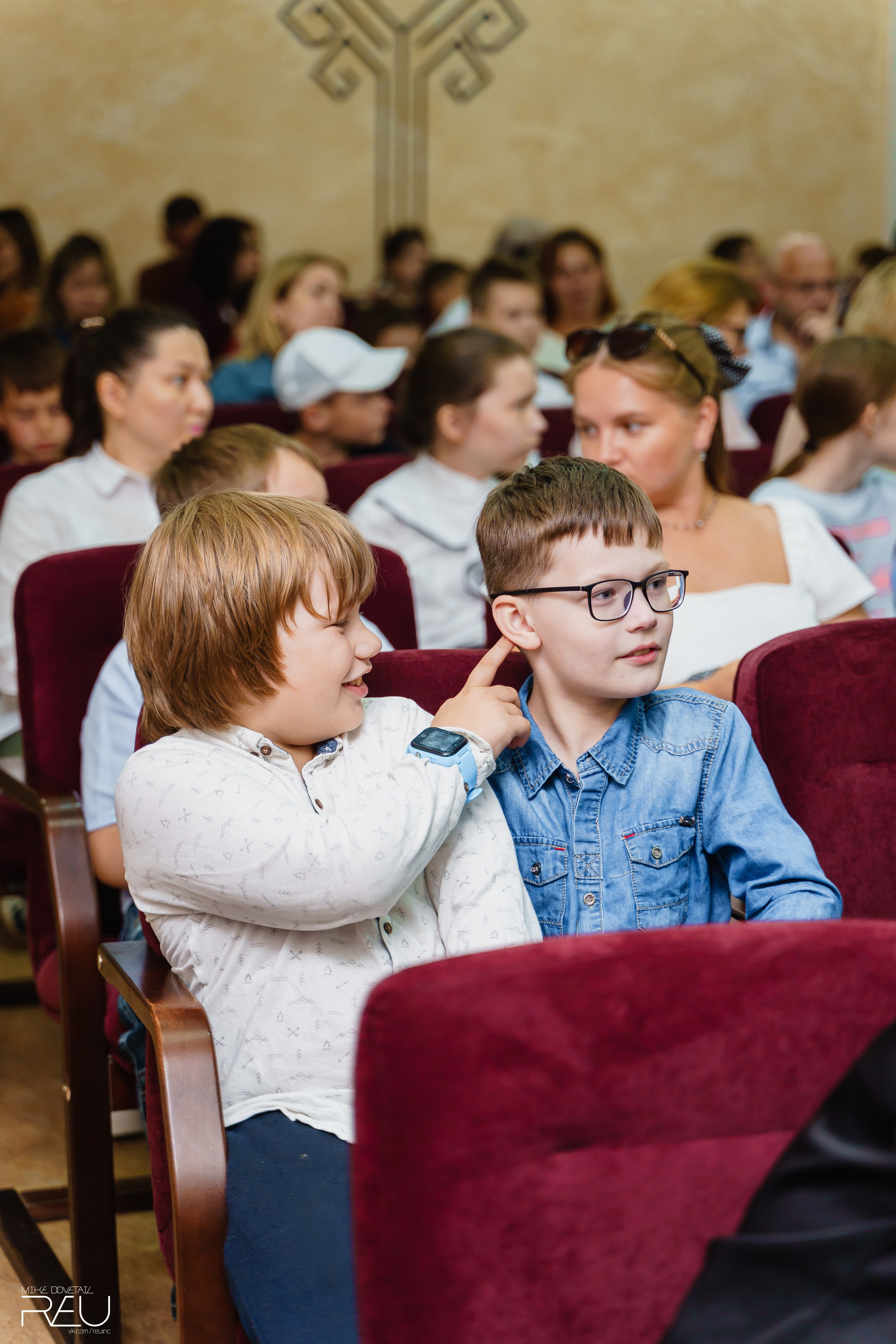 ВЫПУСКНОЙ ШКОЛЫ «Язык Для Успеха» 2023. Mike Dovetail | Портретный и репортажный фотограф