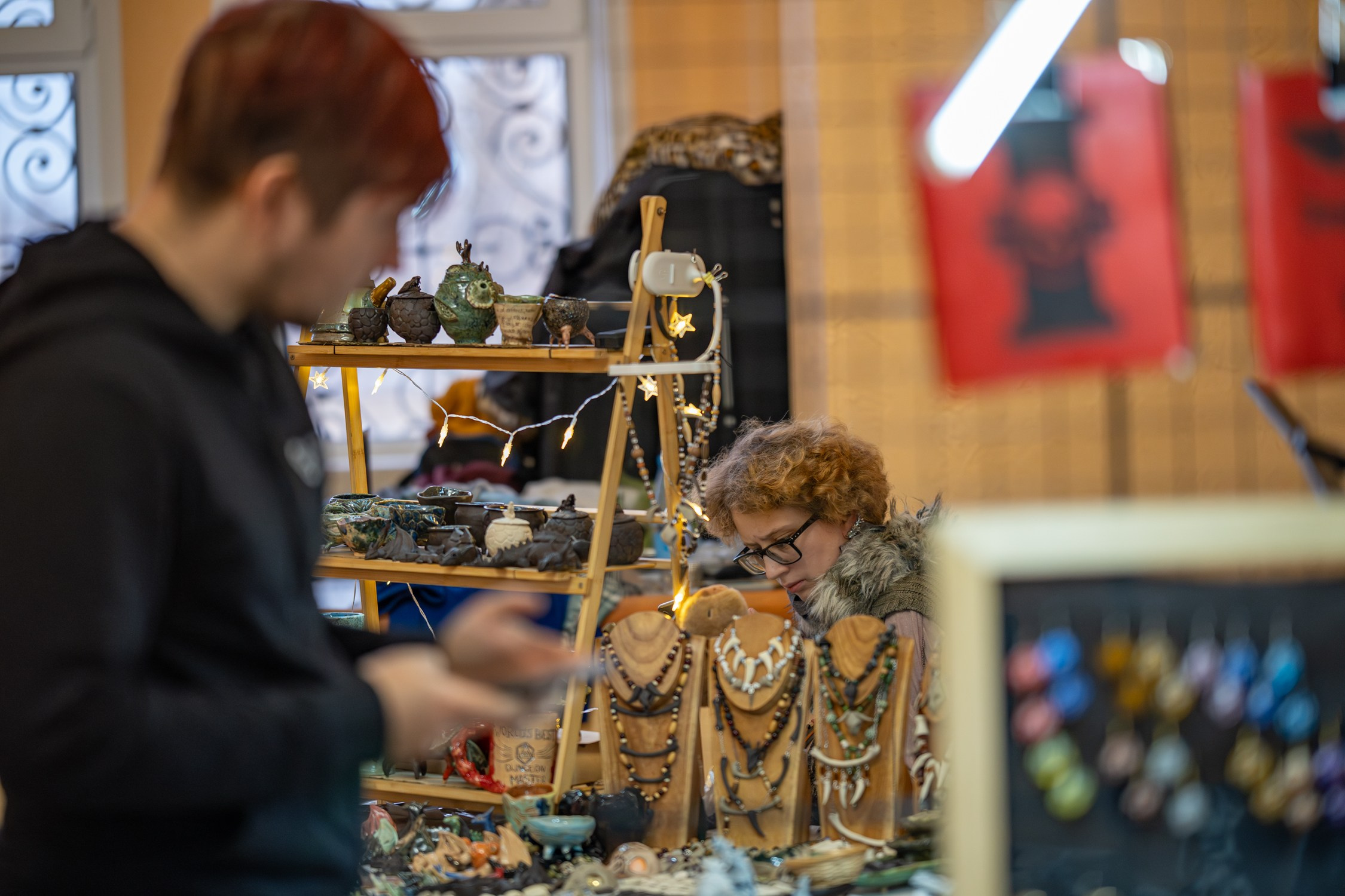 Мантикон IV (2024). Фотографирует красивое Денис Горностаев