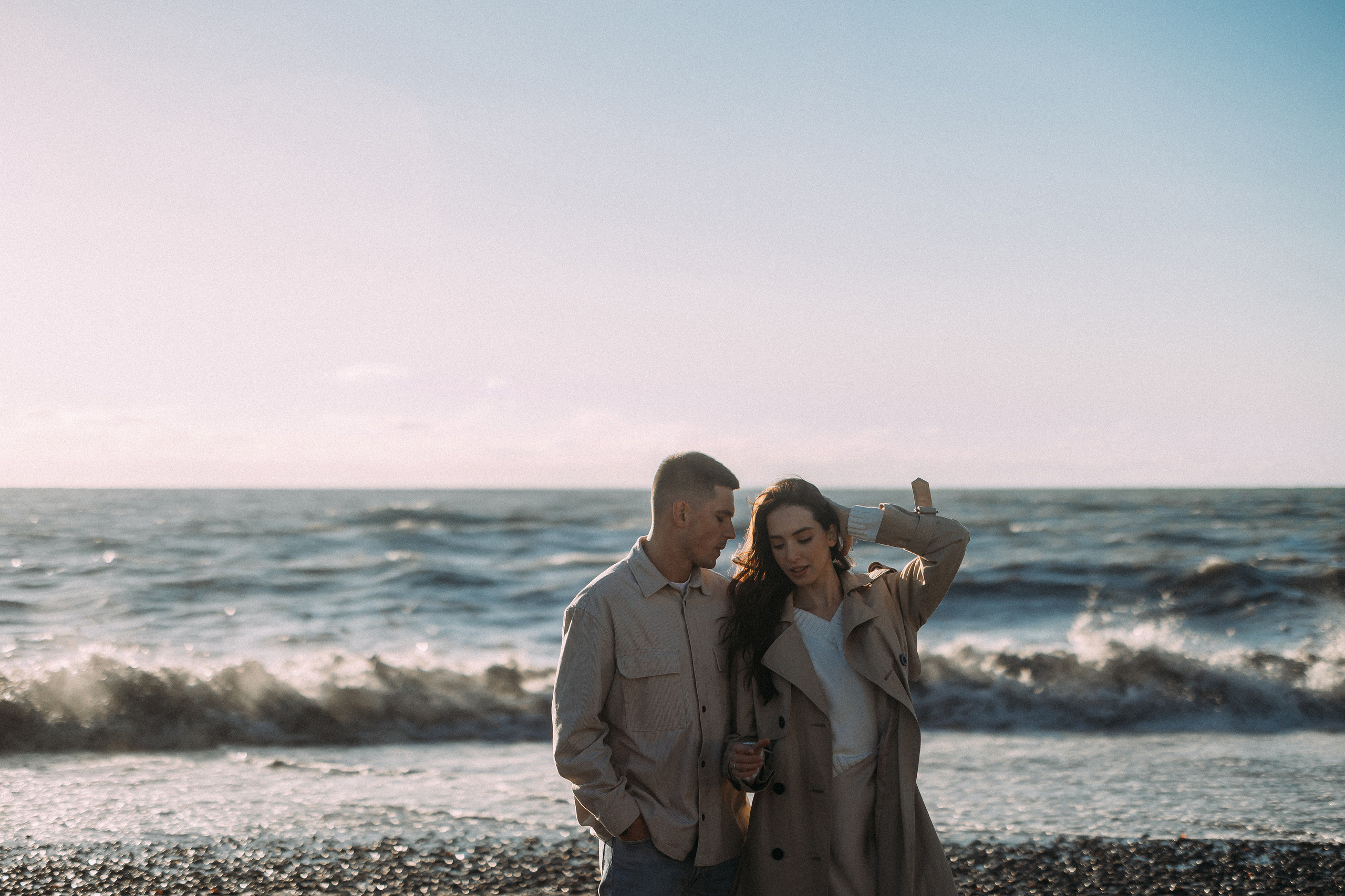 Прогулка у моря. Свадебный фотограф в Москве