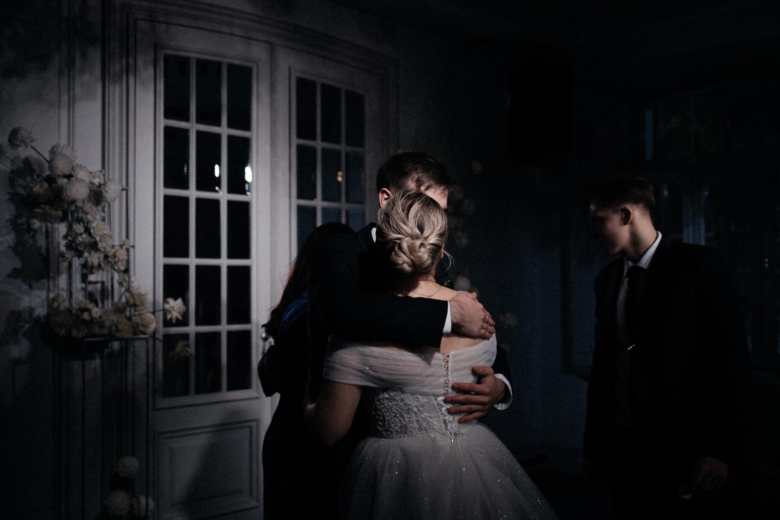 Темнота, Любовь и Слезы ♥. Свадебный фотограф в Москве