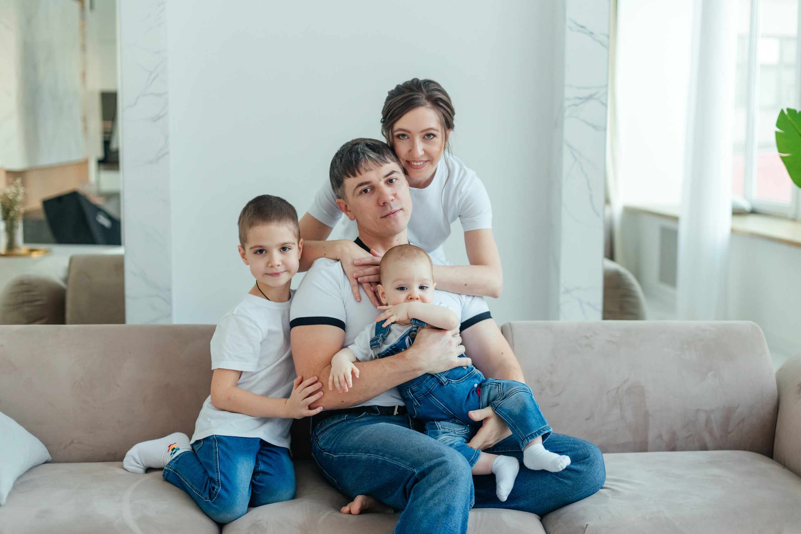 Минимализм в семейной съёмке. Семейный фотограф Любовь Саркеева