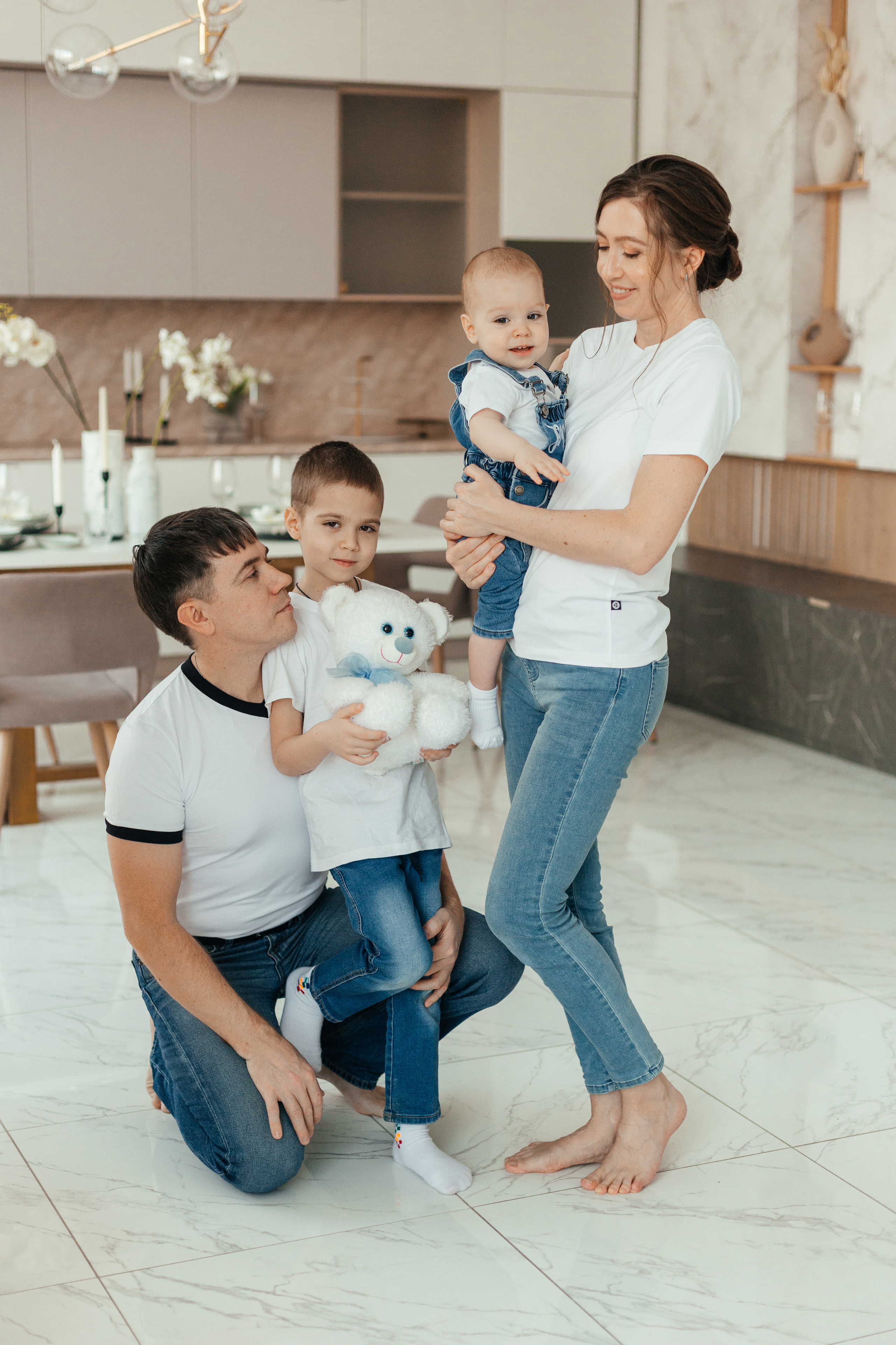 Минимализм в семейной съёмке. Семейный фотограф Любовь Саркеева