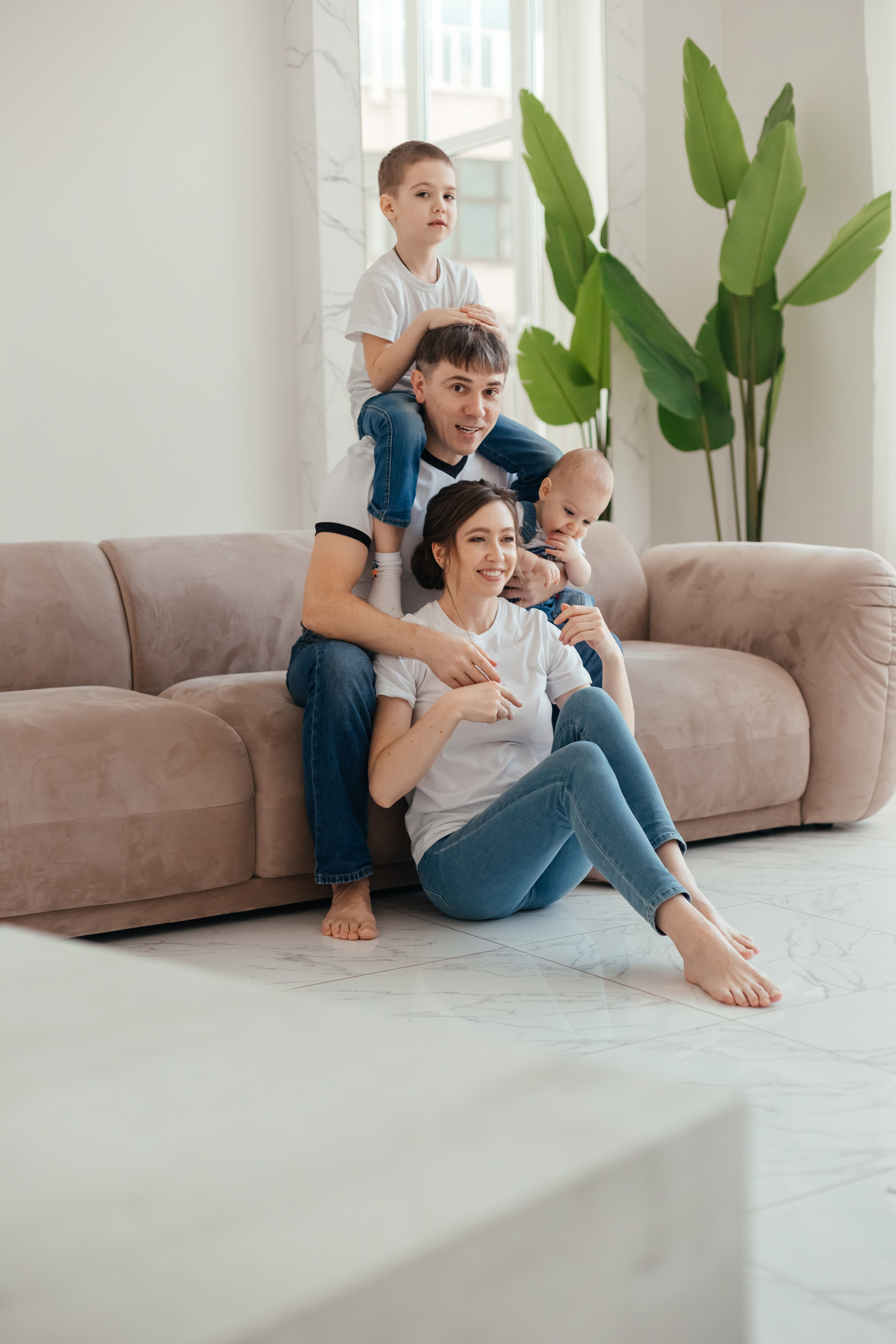 Минимализм в семейной съёмке. Семейный фотограф Любовь Саркеева