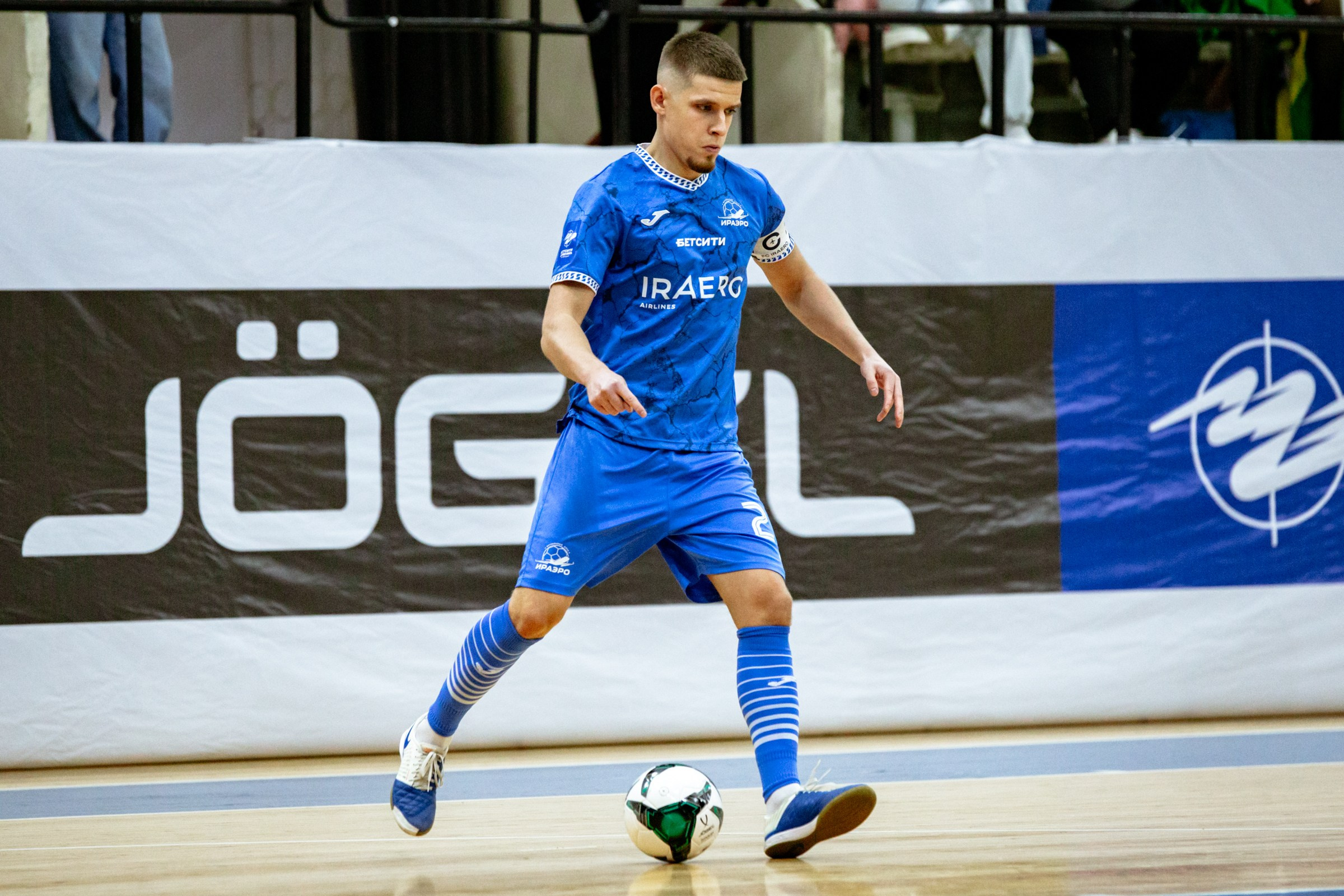 БЕТСИТИ Суперлига по футзалу | ИрАэро — Синара | 11.10.25. Фотограф в Иркутске Евгения Айвазова