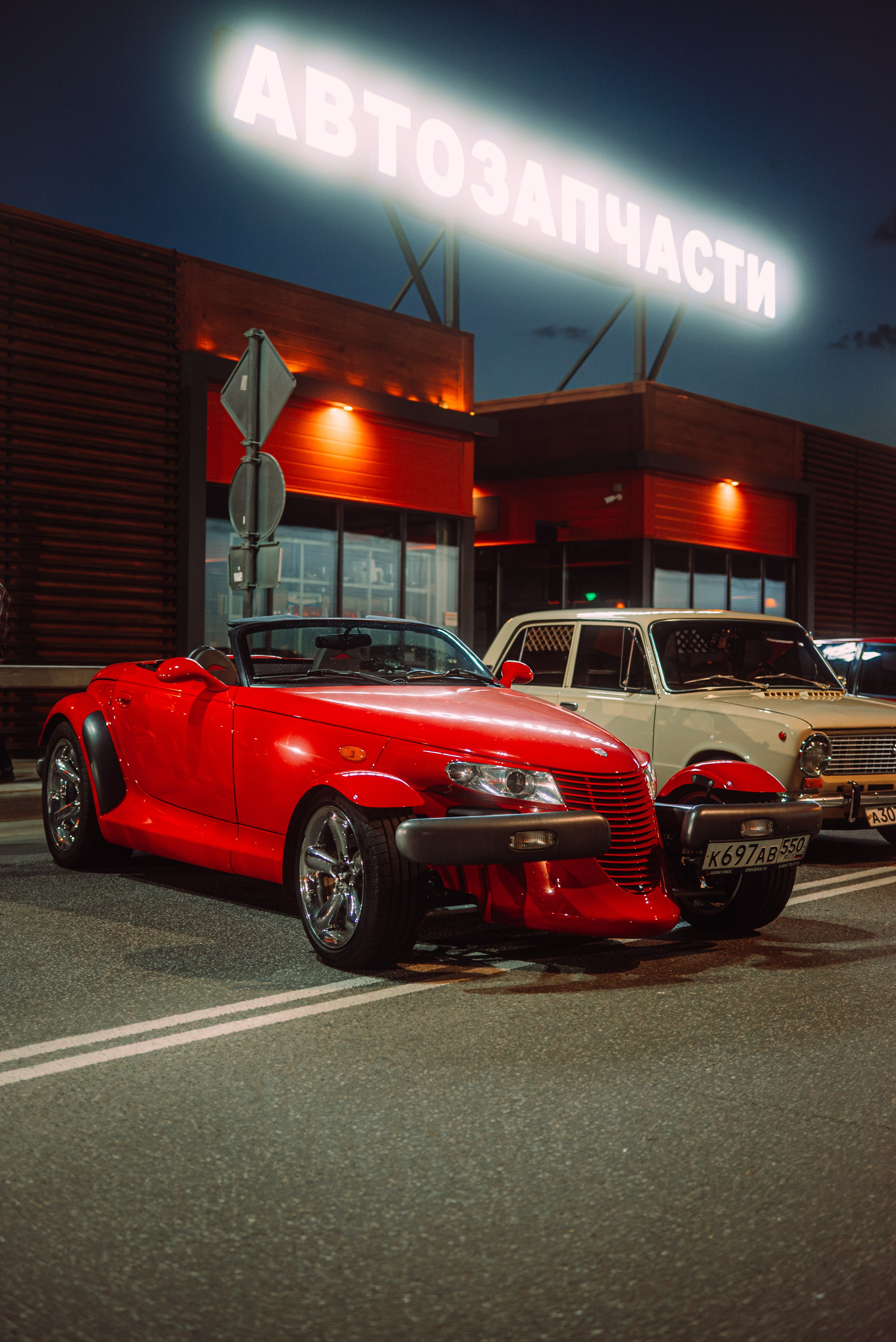 Downfly 9 июля 2025. DeLorein