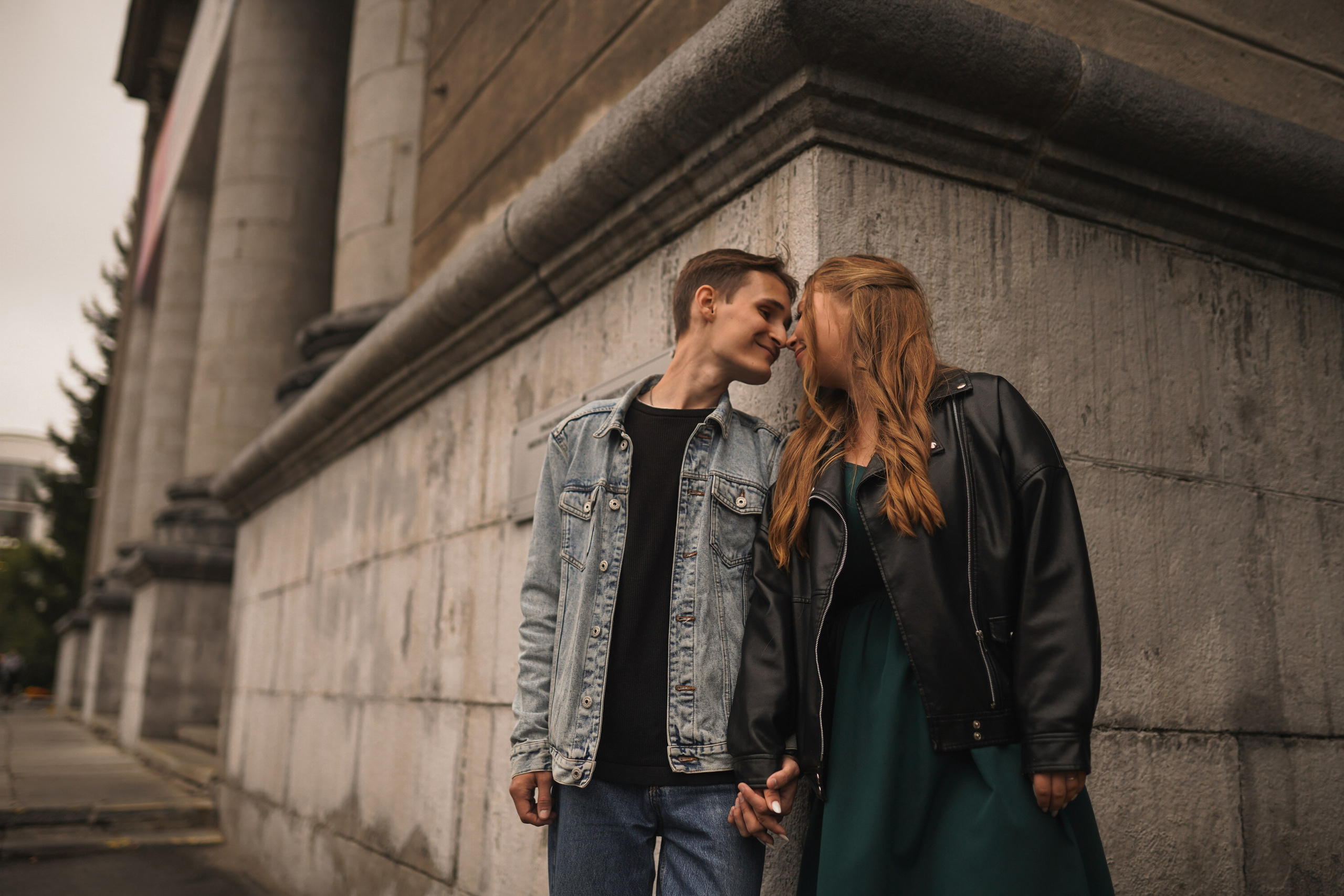 За малиновым солнцем