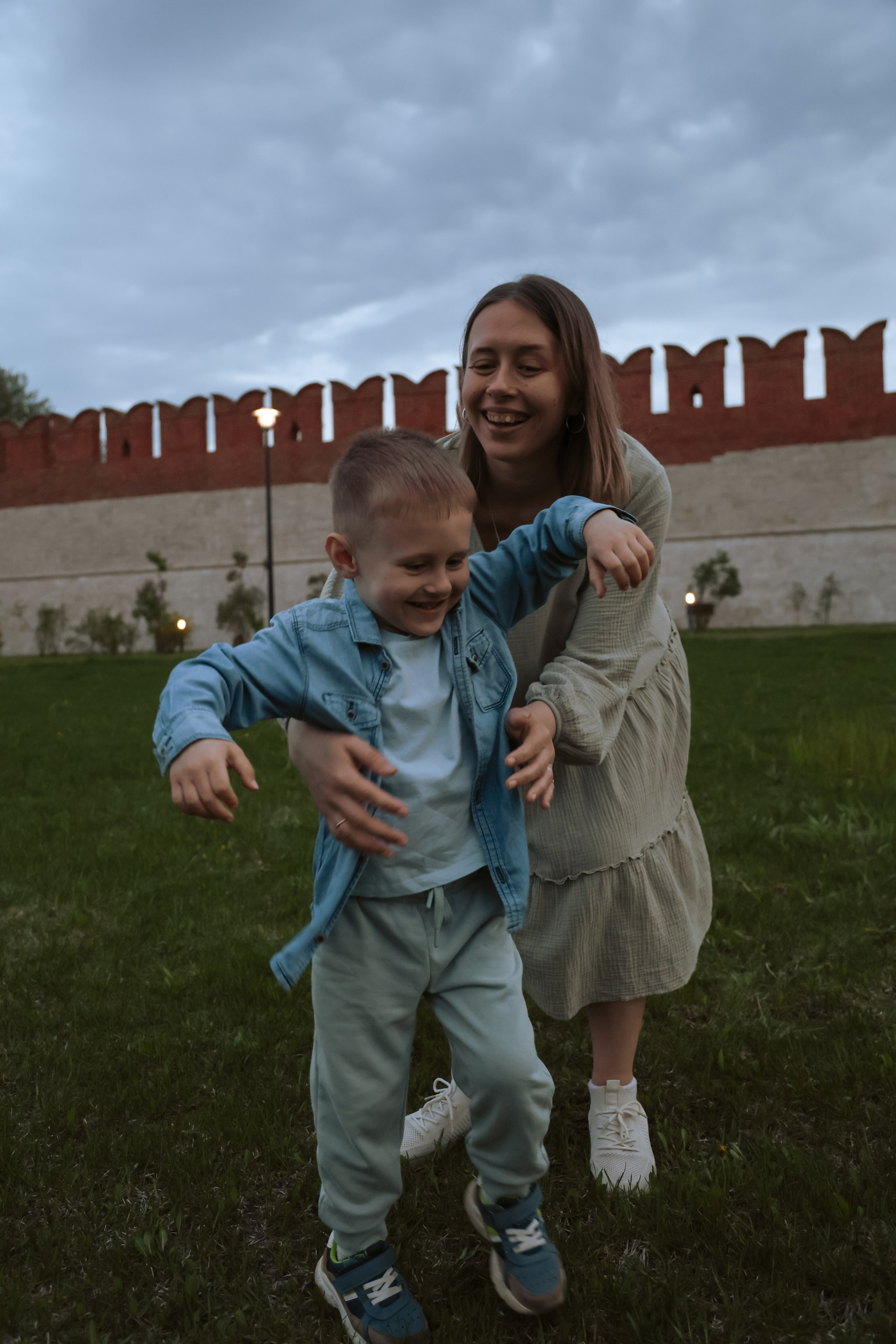Семейная фотосессия в парке. Фотограф в Санкт-Петербурге Валерия Закатеева