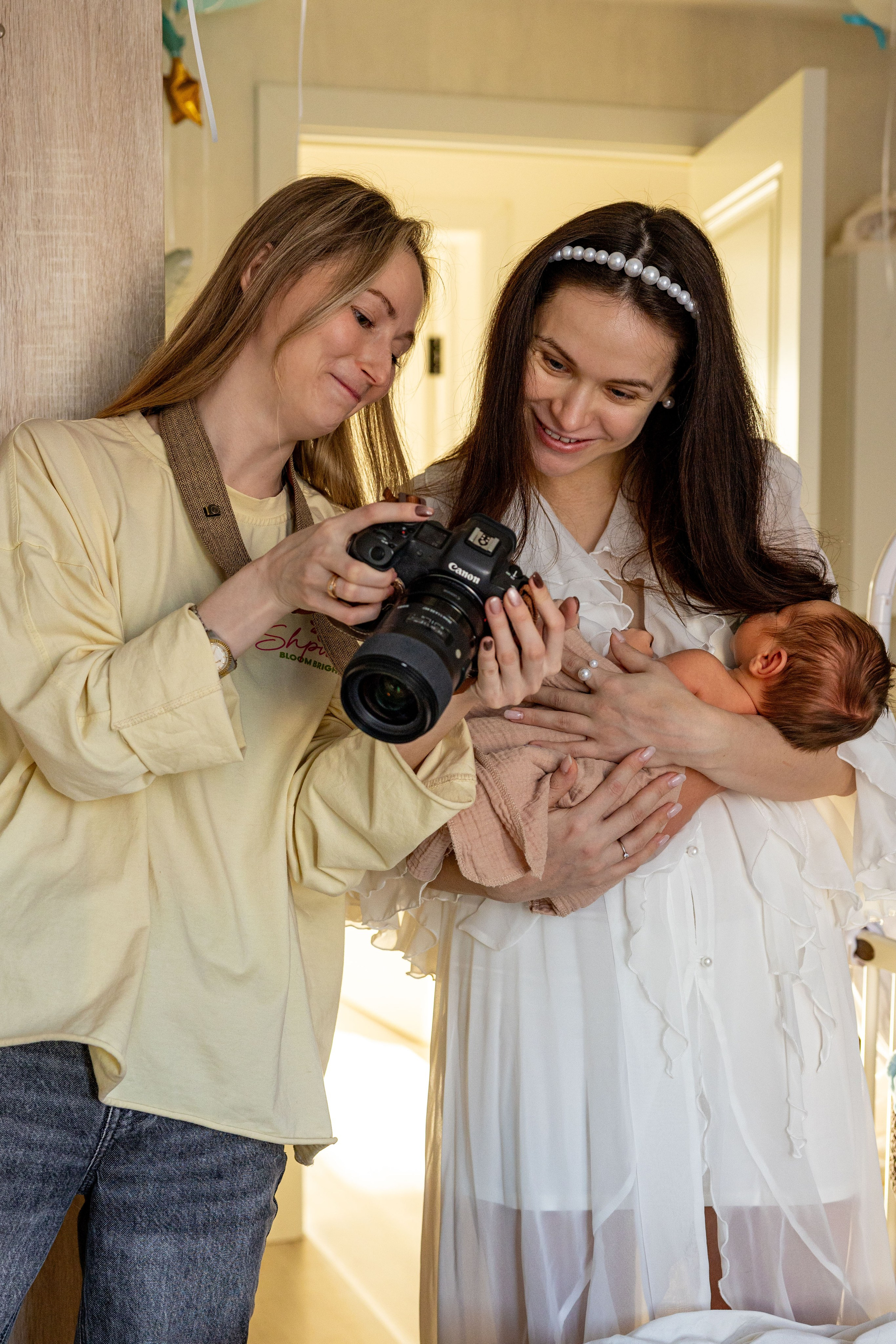 Бэкстейдж фотограф, photo BTS. Фотограф и видеограф в Санкт-Петербурге Динара Гольдина