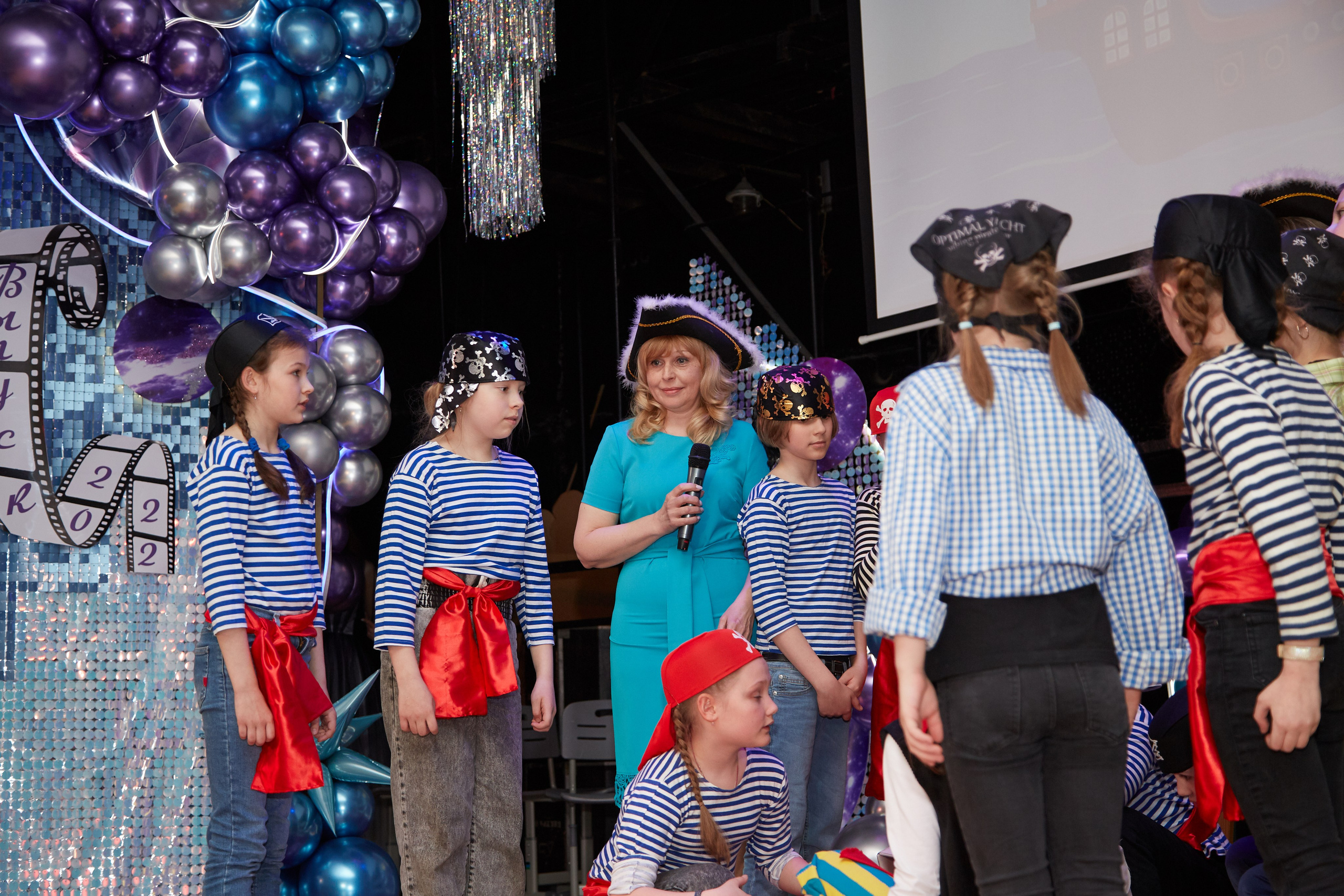 Последний звонок. Фотограф Савченко Люба. Москва