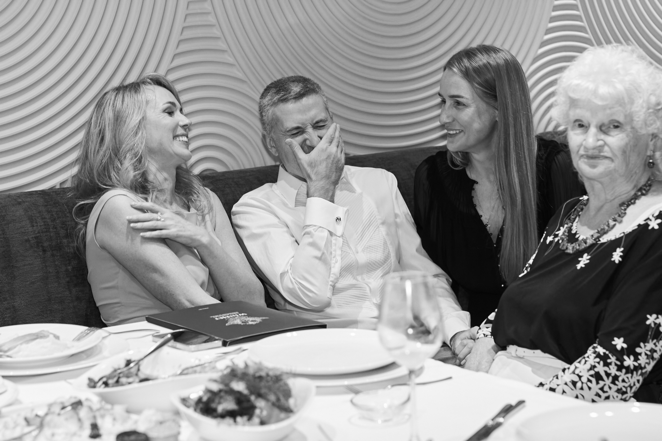 Юбилей Наталии в ресторане отеля Domina. Свадебный, семейный и контент фотограф в Санкт- Петербурге Елена Грие