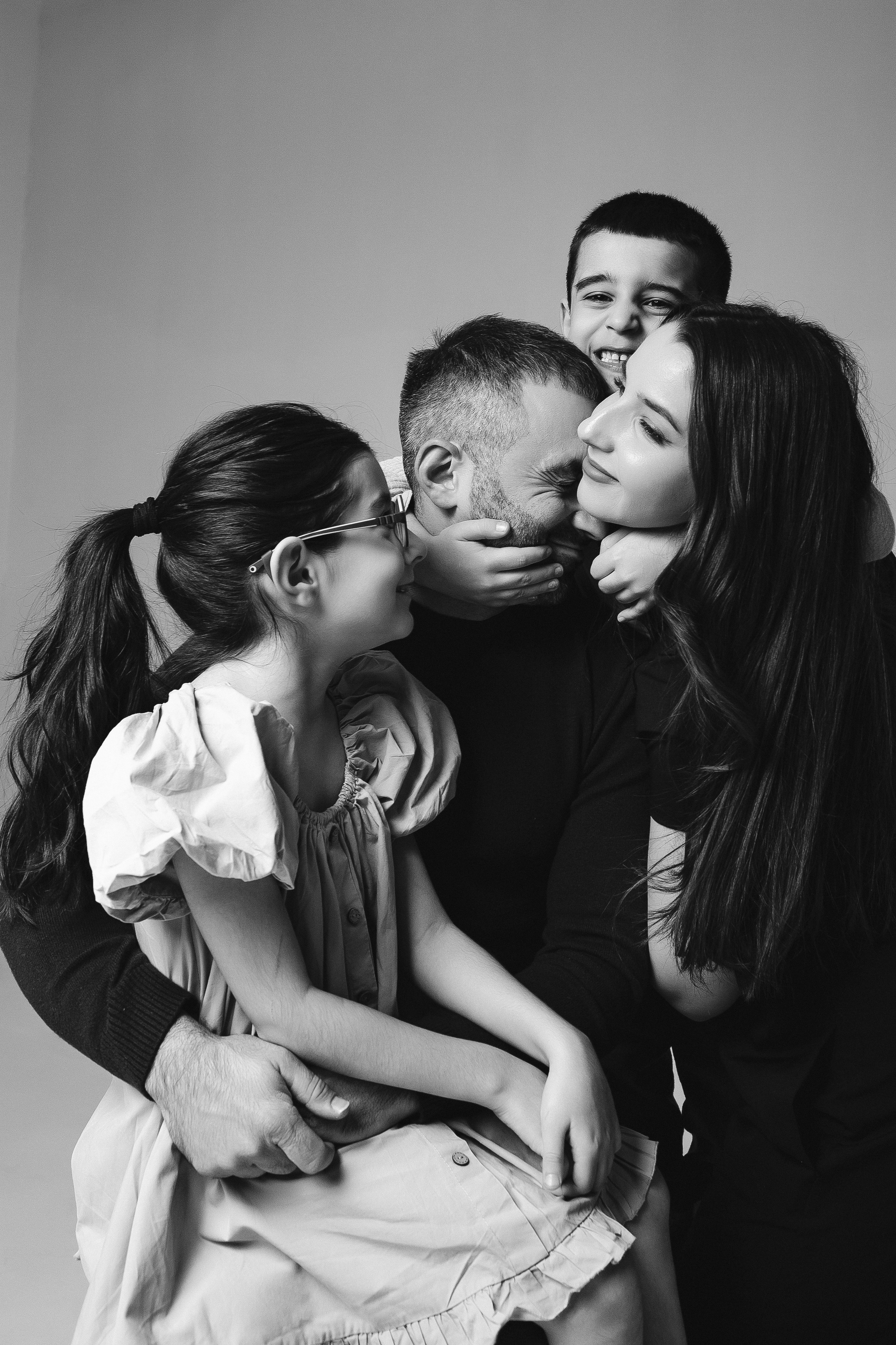 Семья Мелконян. Семейная съемка — это красивый способ признаться своей семье в любви