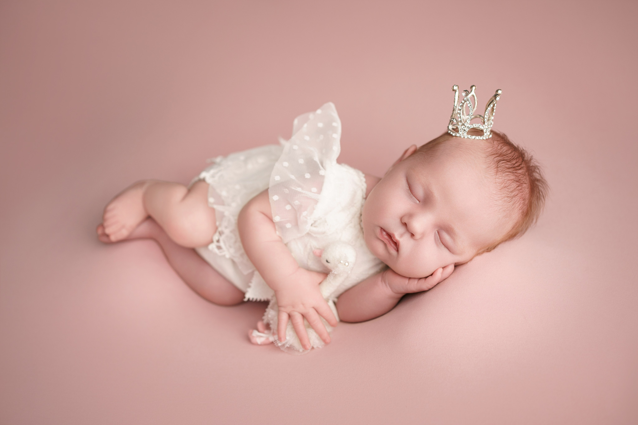 Фотосессия новорожденных | Галерея трогательных кадров малышей в стиле newborn. Фотосессия новорожденных в Москве и Московской области | Профессиональный фотограф newborn — Татьяна Иванова