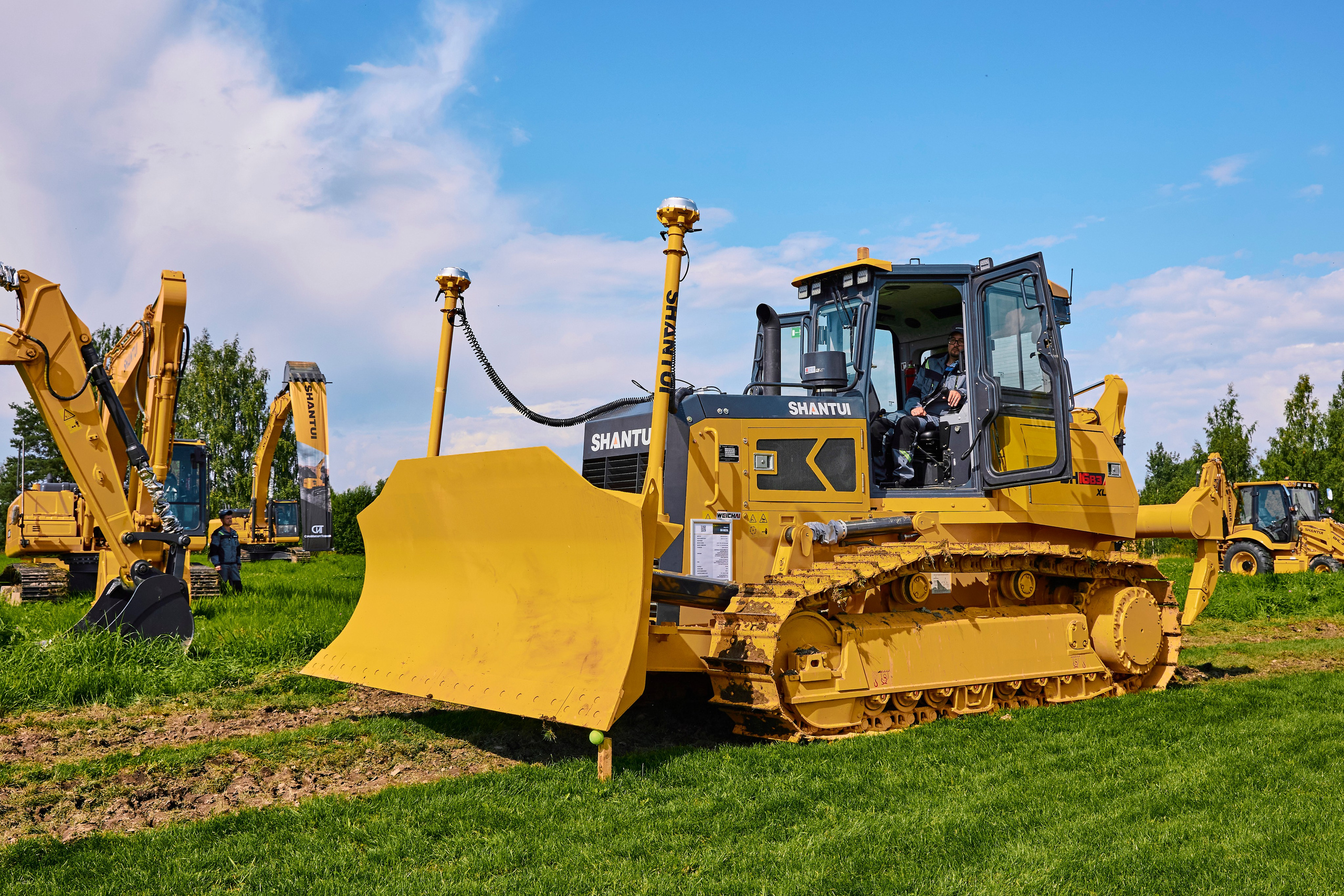 Презентация спец. техники Shantui. Фотограф Александра Иванова