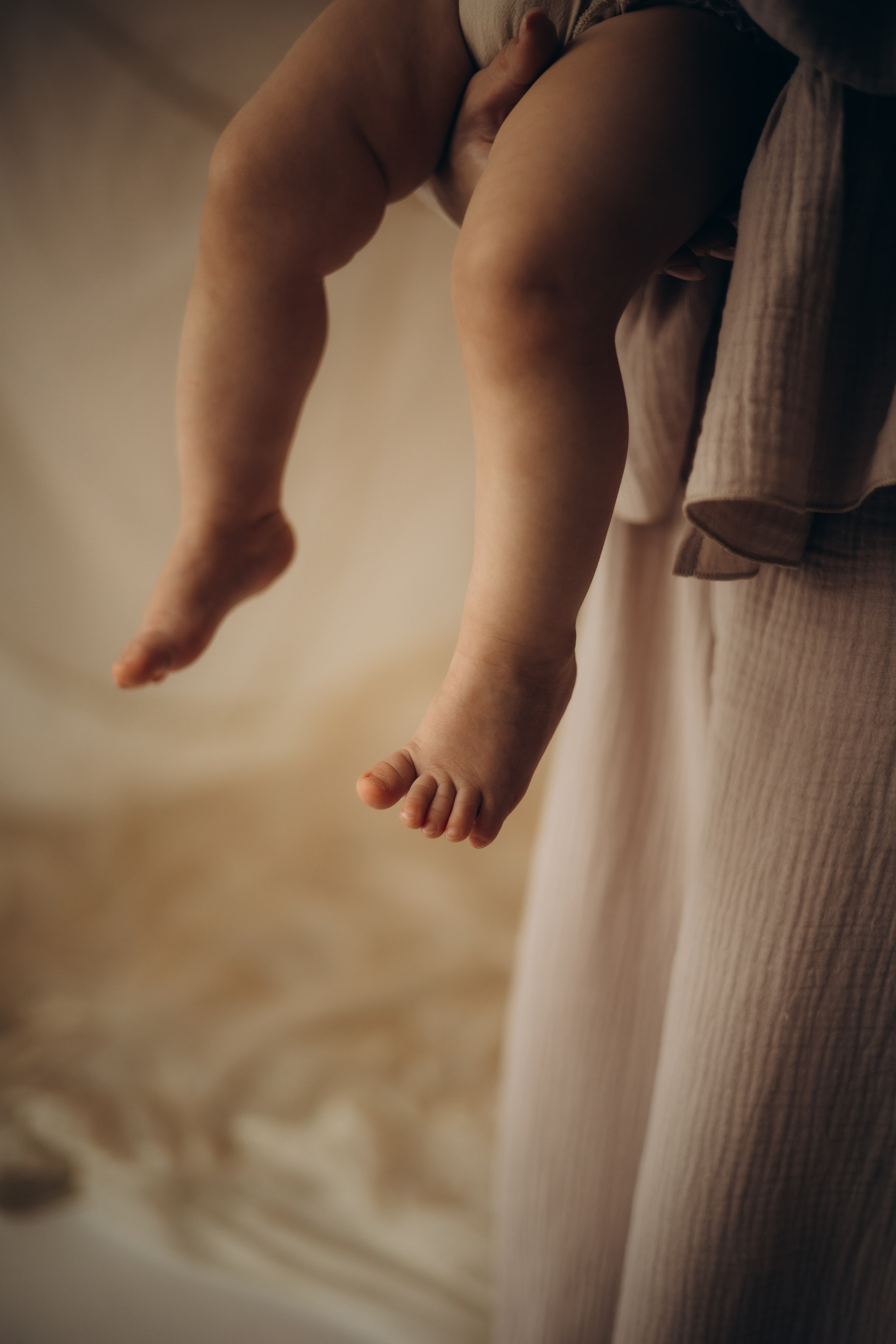 Фотосессия в тканях: мама и малышка. Семейный фотограф Москва Юлиана Фетисова