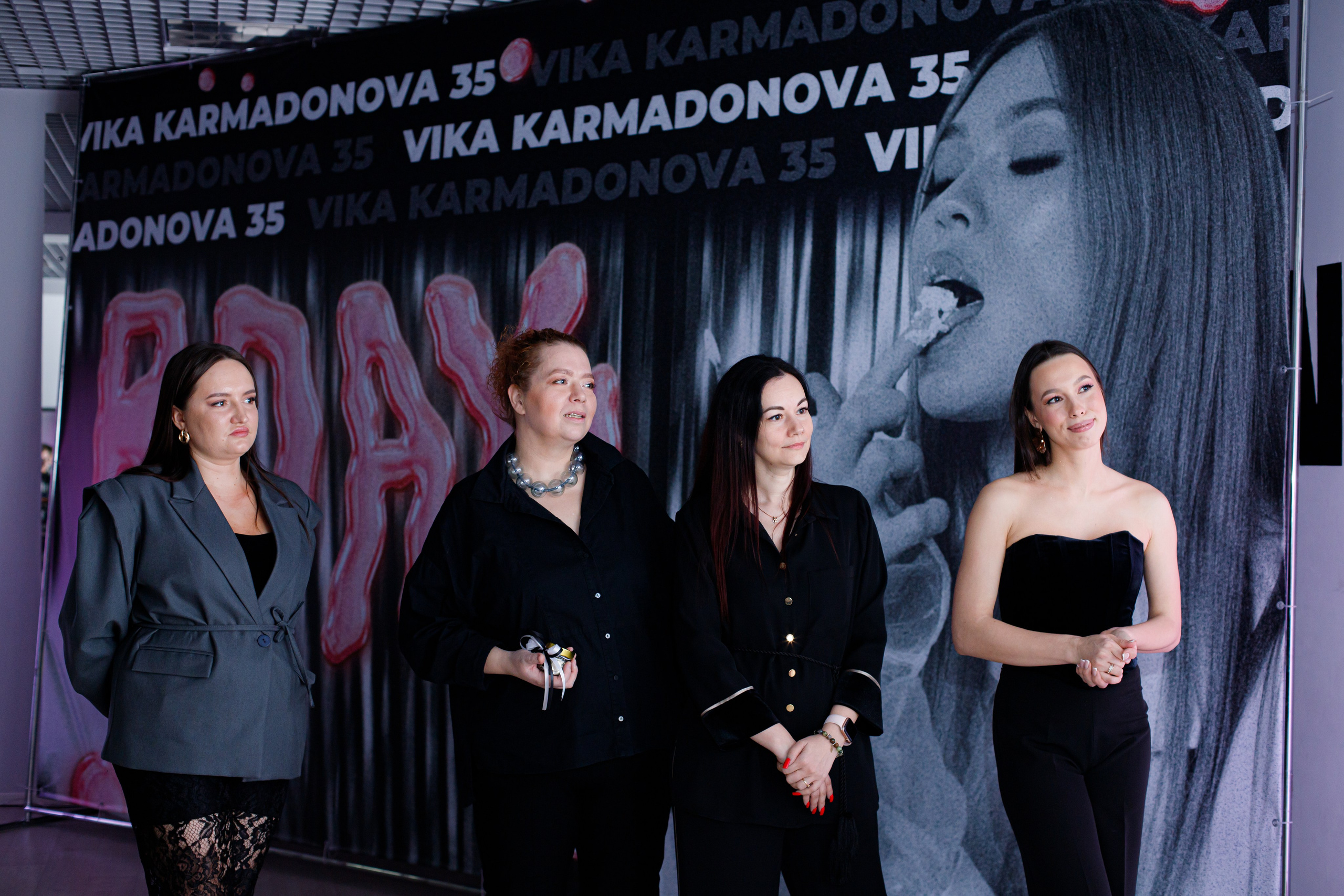 VIKA KARMADONOVA. Photokarish