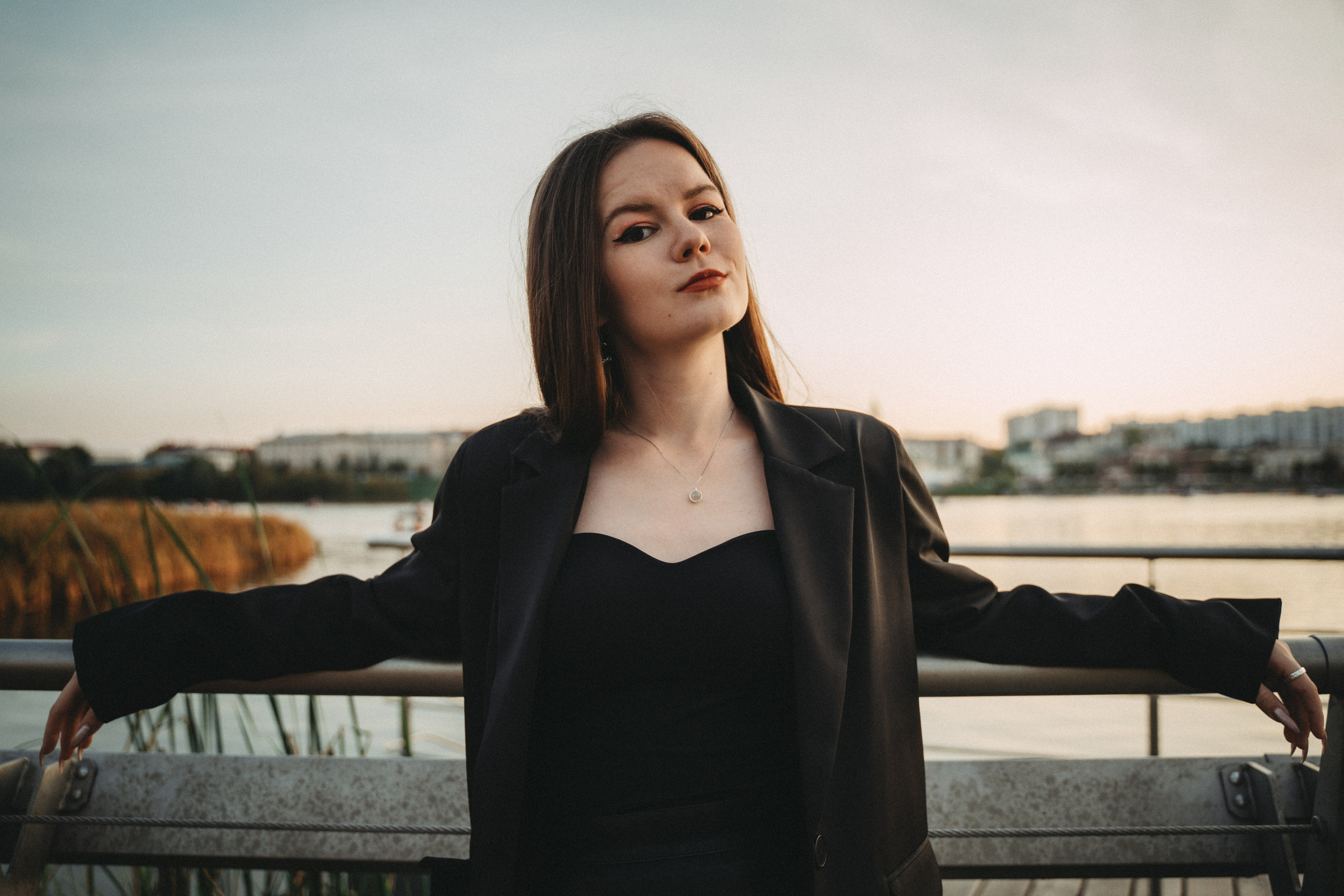 Ева. Главная