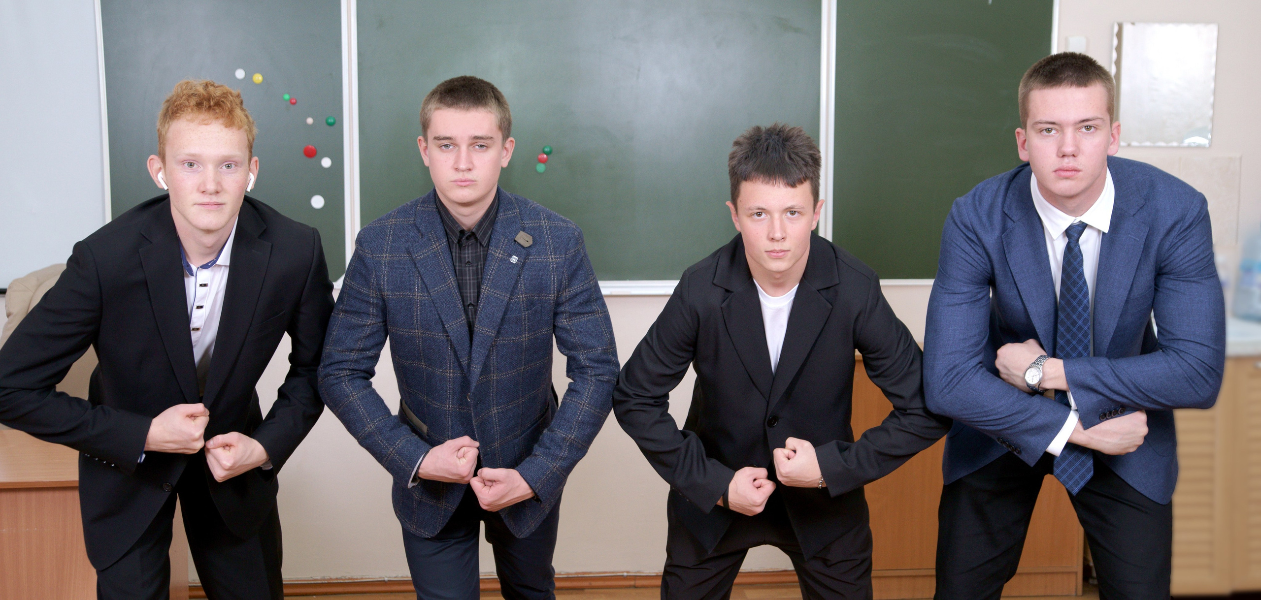 Школьная фотосессия выпускников 9,11 классов в Иркутске