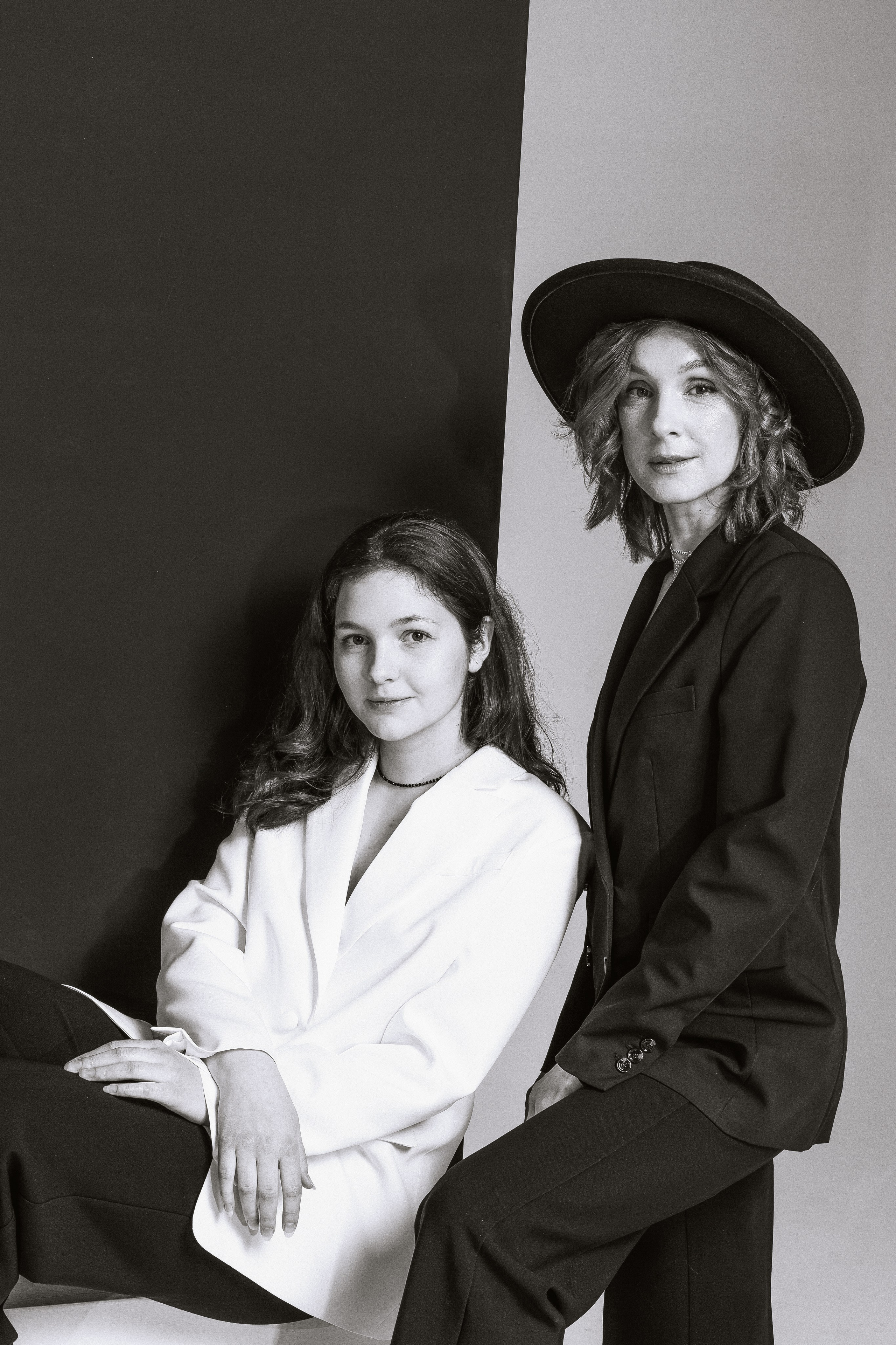 Lyubov & Maria. Photographer