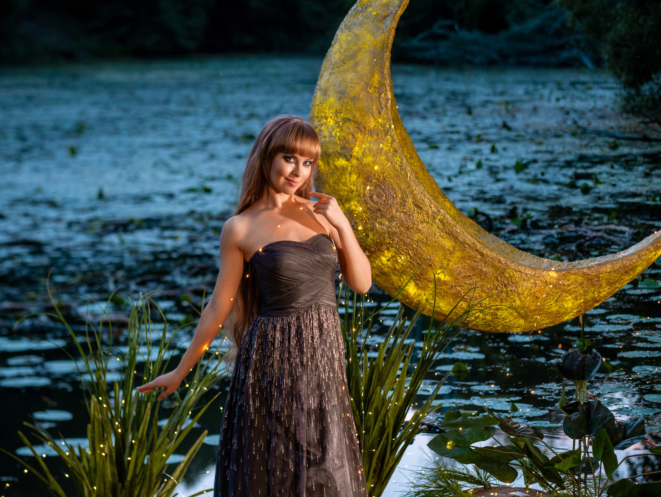 Луна на воде. Арт фотограф, женский фотограф Москва