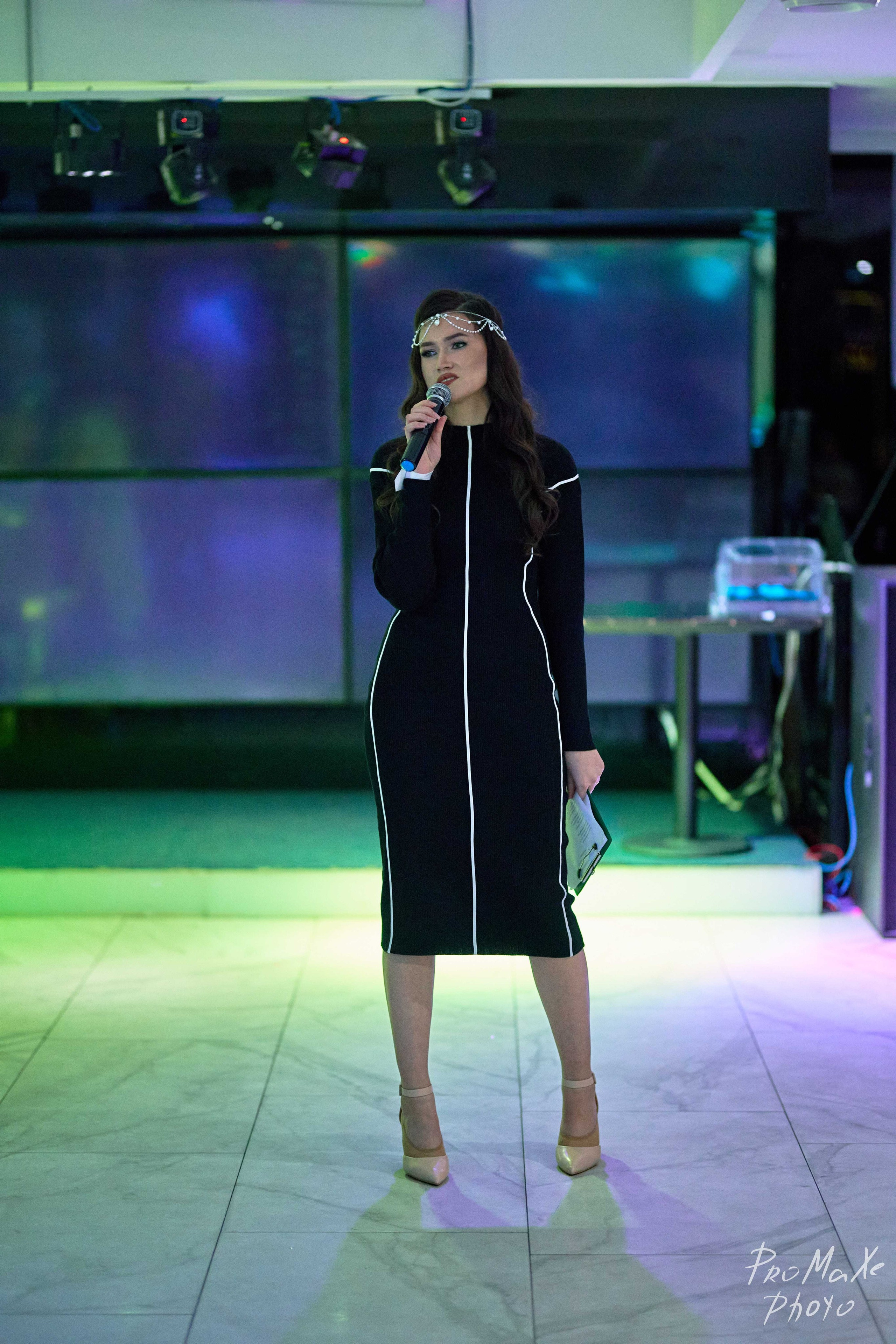 Зал КРАСА МАСС-МЕДИА ЧУВАШИИ. Владимир Суздалов (ProMaXe) — Портретный фотограф, тематические фотосессии в Чебоксарах