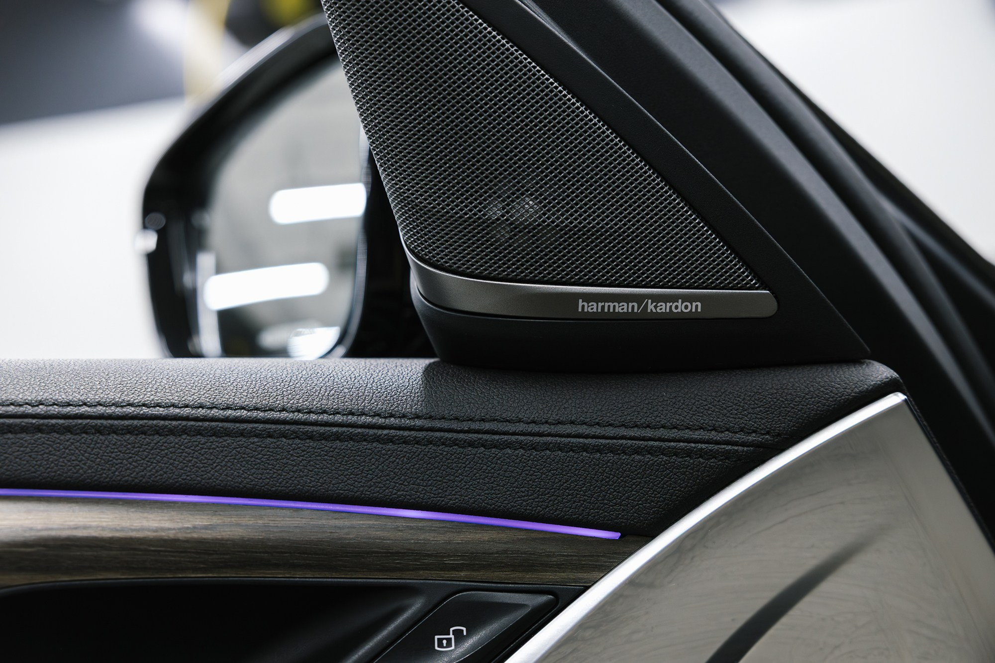 BMW 5 серия 2.0 AT, 2019, 220 000 км. Автосалон «Х-Авто»