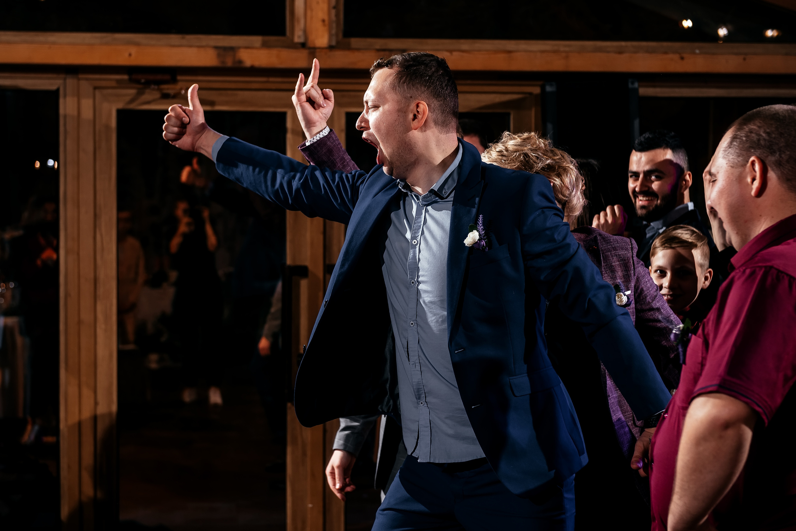 Весь день в Artiland. Атмосферная свадьба в мае. Свадебный и семейный фотограф Виктория Носачёва. Щелково, Москва и МО