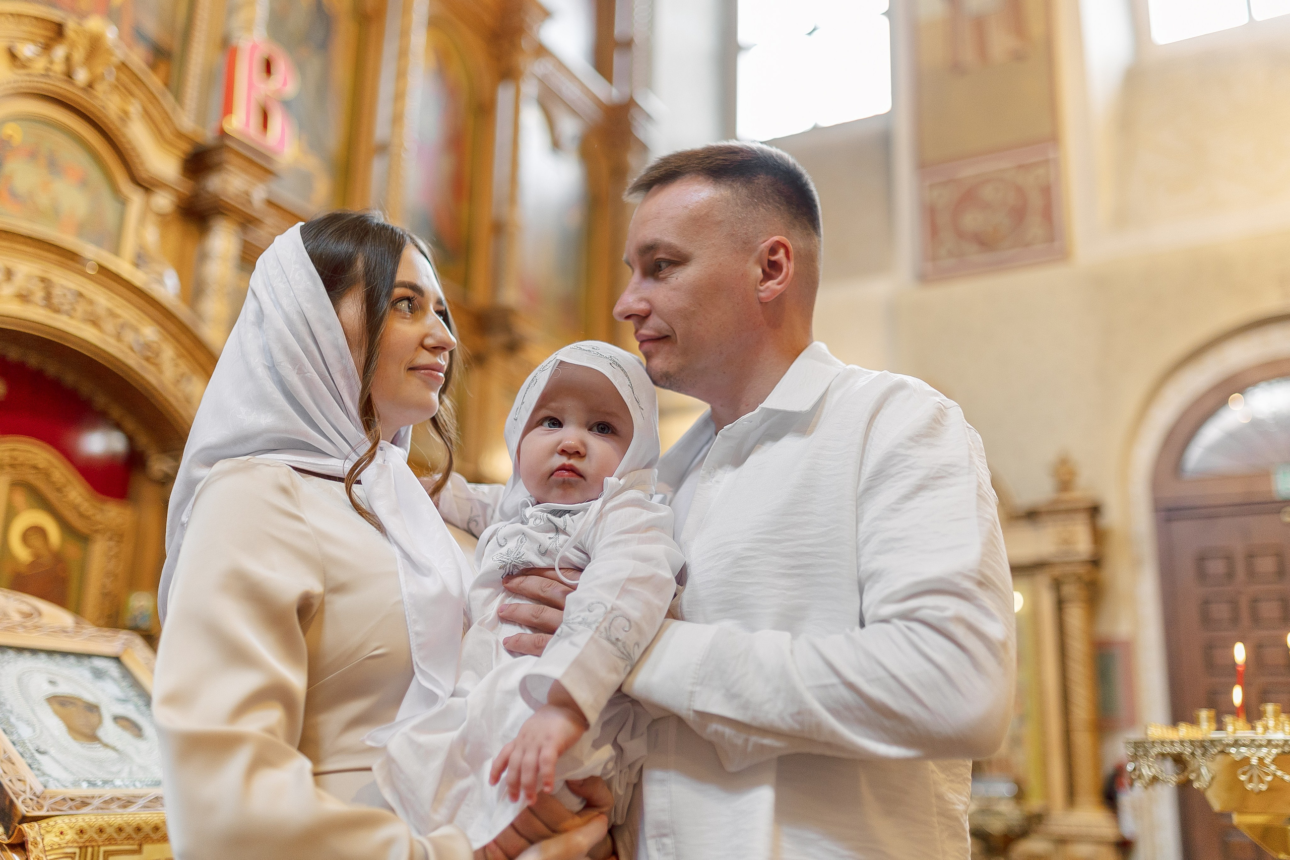 Храм Казанской Иконы Божией Матери. Семейный фотограф в Москве Анна Пожарская