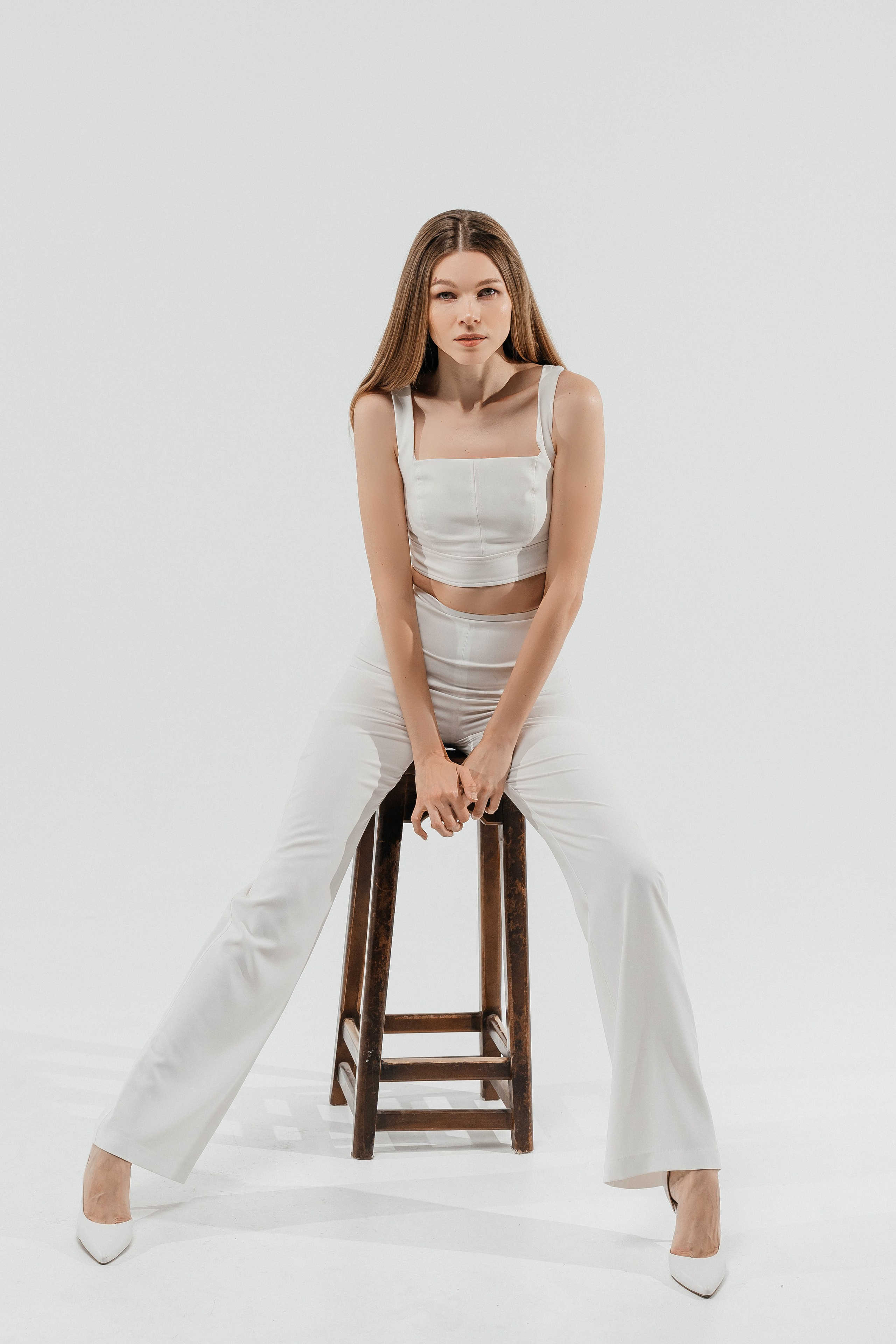 Студийный минимализм. Виктория Алпеева — фотограф по любви