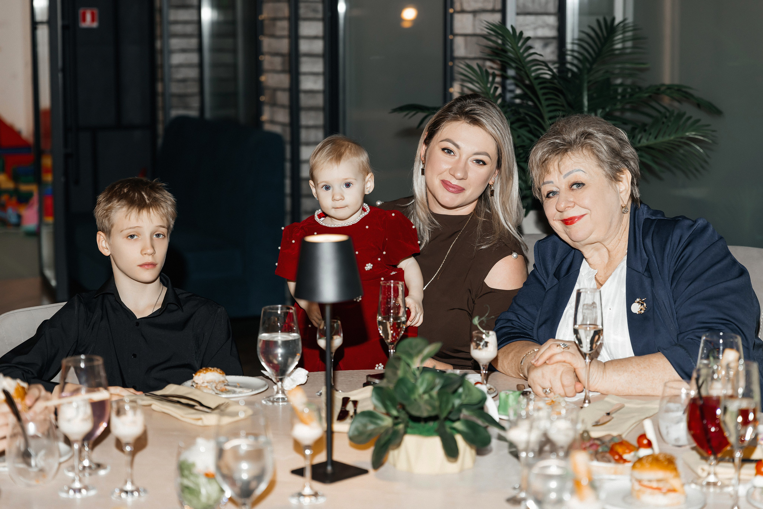 Творческий вечер «Юные таланты» в ресторане Геогранди. Фотограф и Видеограф в Краснодаре Юлия Солодченко