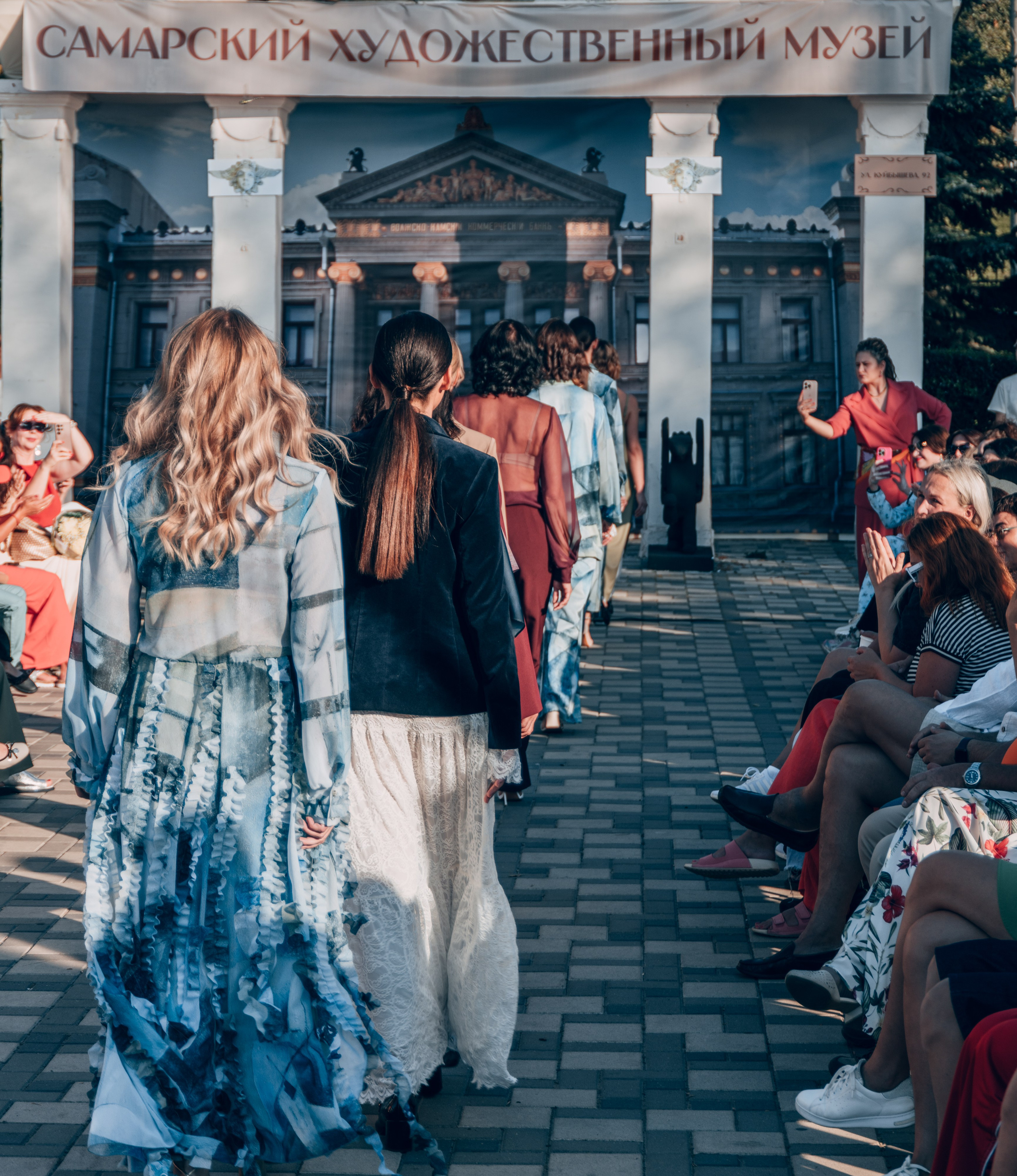 Модный показ «МУЗА» Аллы Селицкой — стиль в каждом кадре. Фотограф Самара — репортажная, свадебная, интерьерная съёмка от Ильи Петрова, профессионала своего дела