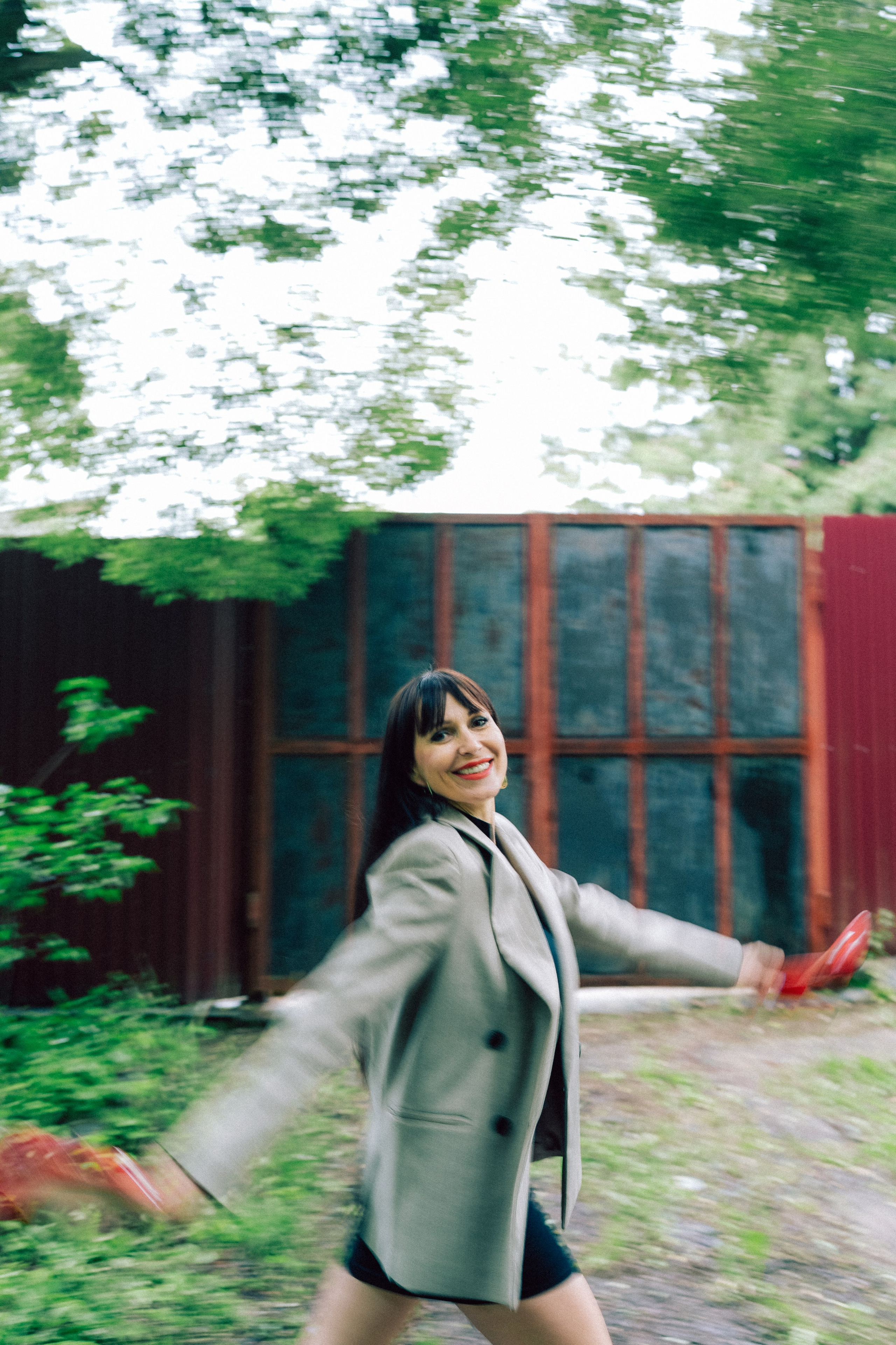 Галина (прогулка под дождём). Фотограф в Москве