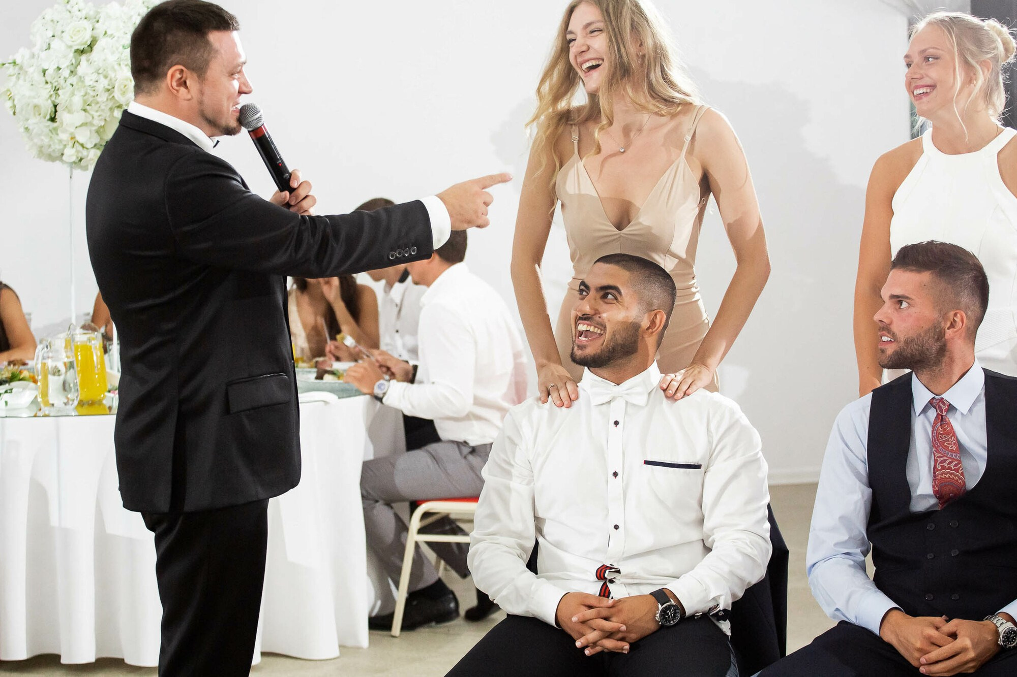 Стильная свадьба со сборами в гостинице Эрмитаж. Свадебный фотограф в Санкт-Петербурге и Москве Андрей Нестеров