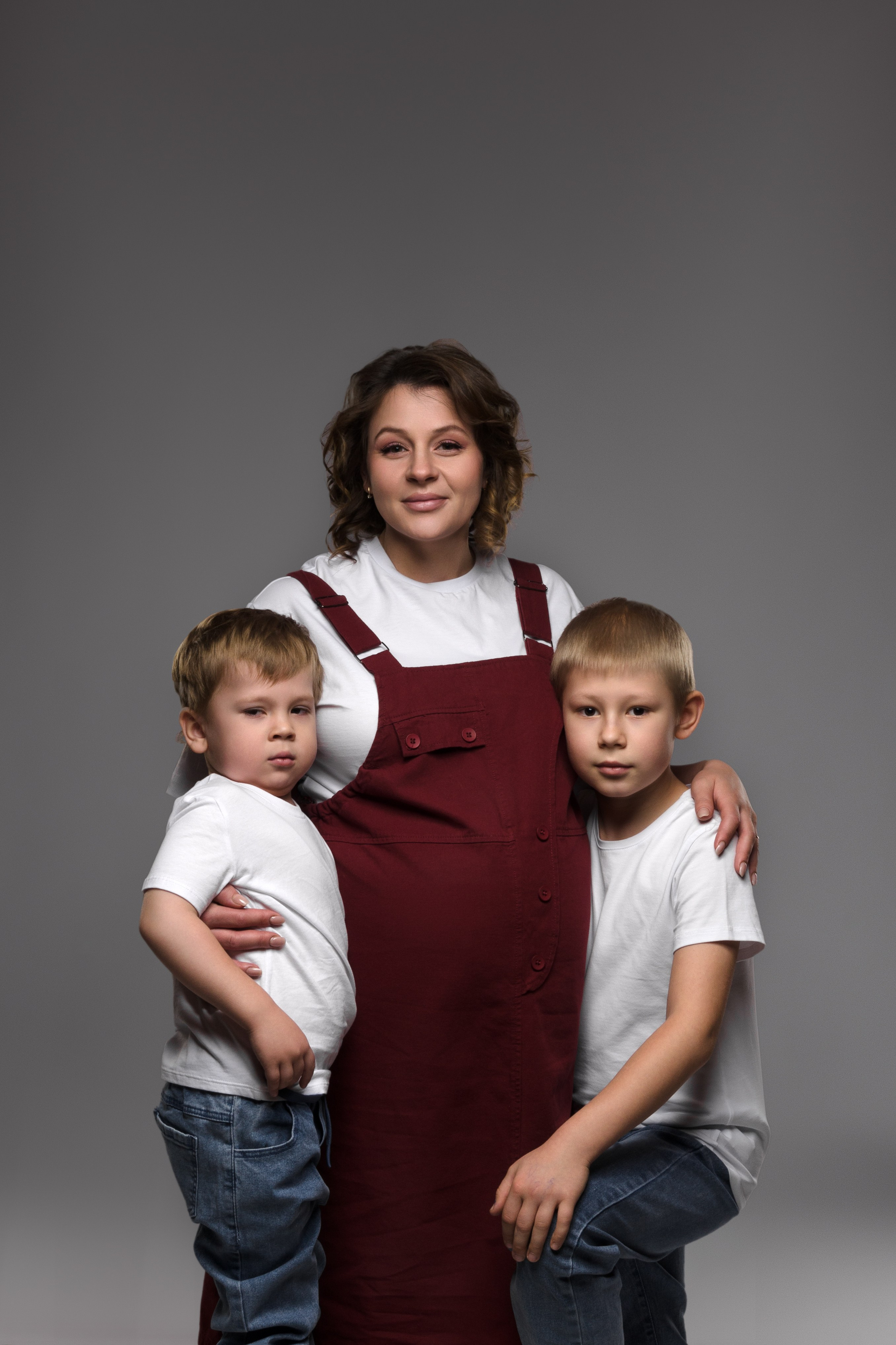 Беременность. Индивидуальные, семейные, студийные съемки в Серпухове и за пределами