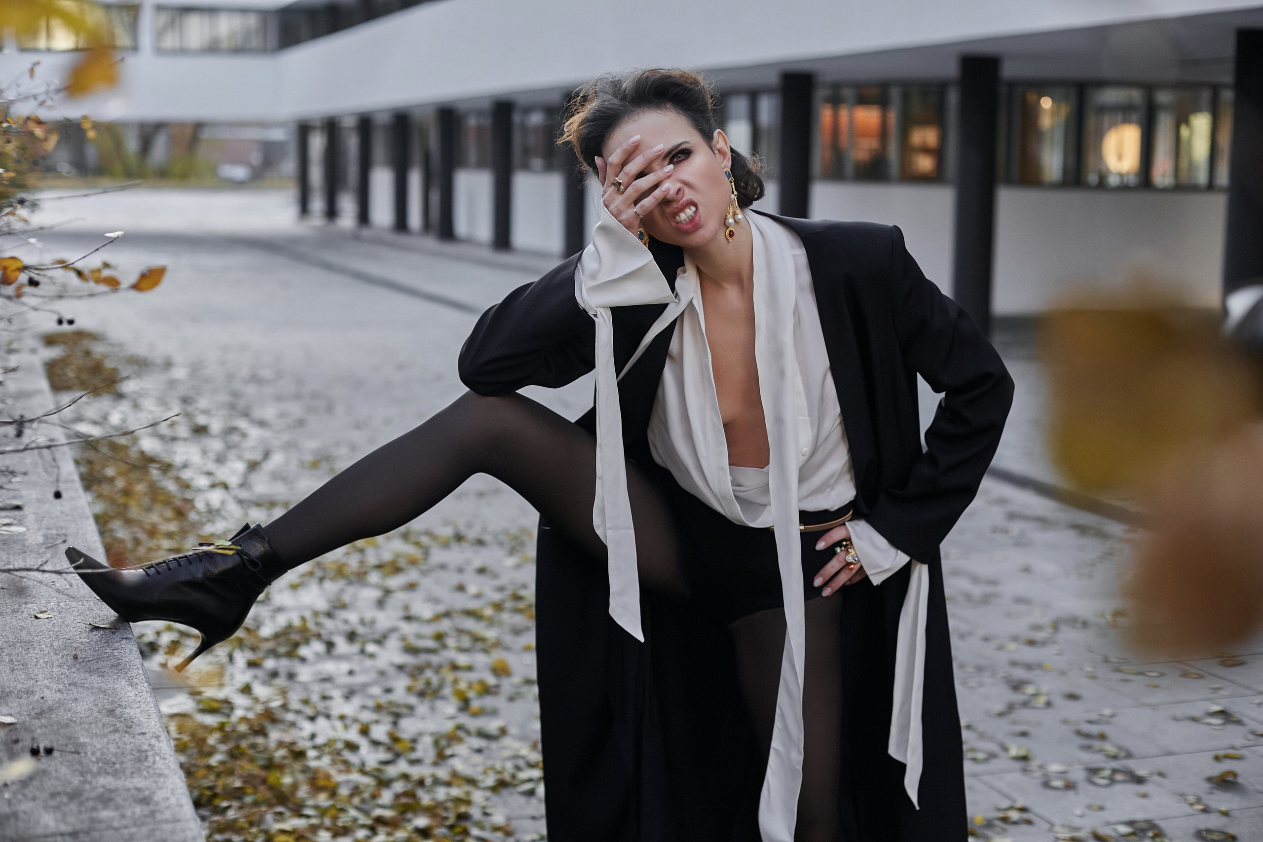 «История у Дома Наркомфина». Свадебный и креативный фотограф в ЮФО и МСК