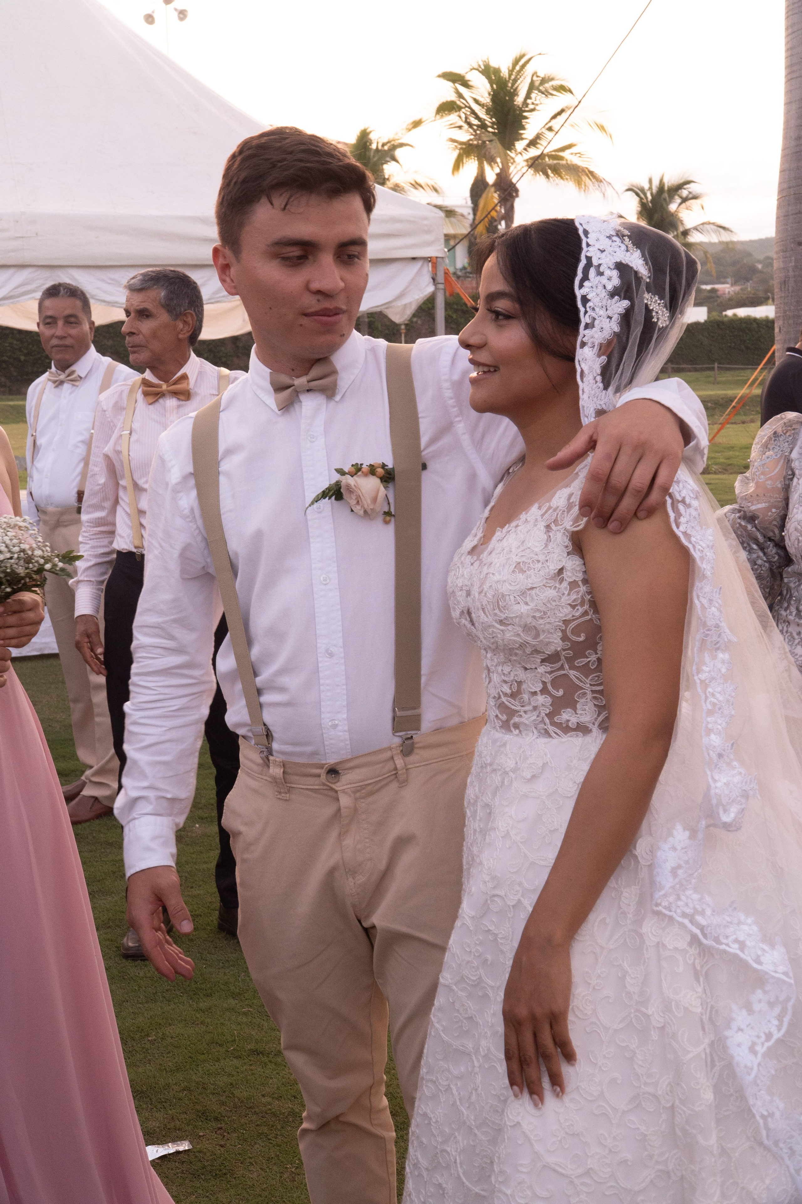 Carola & Gerson. Wedding Photographer in Barcelona and Medellin