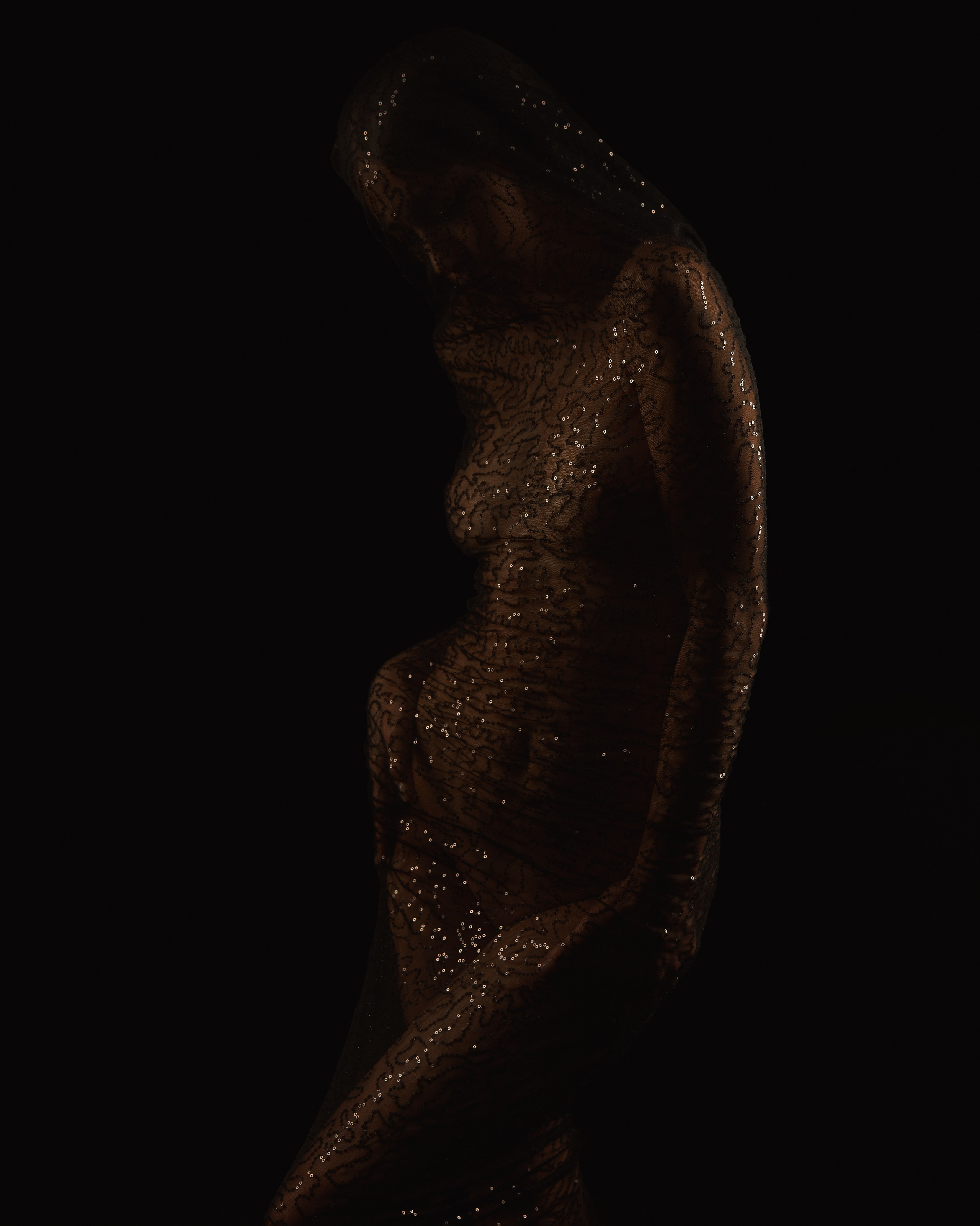 Съёмка на черном фоне