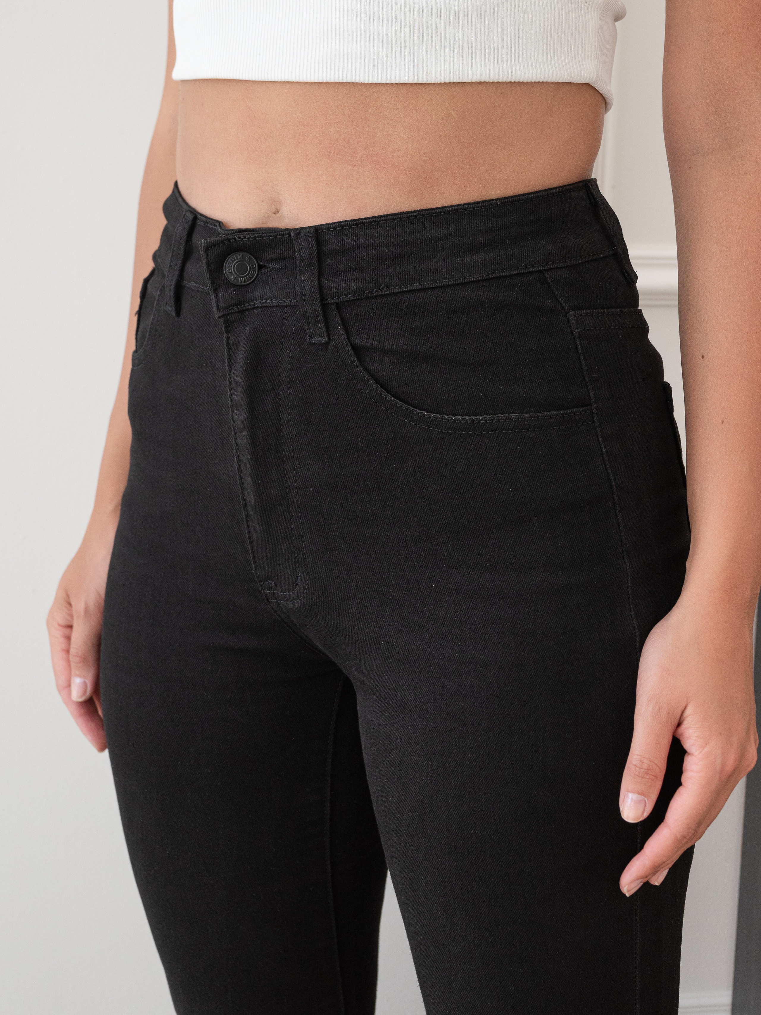 Джеггинсы. Предметный фотограф, фото для маркетплейсов Пятигорск, КМВ