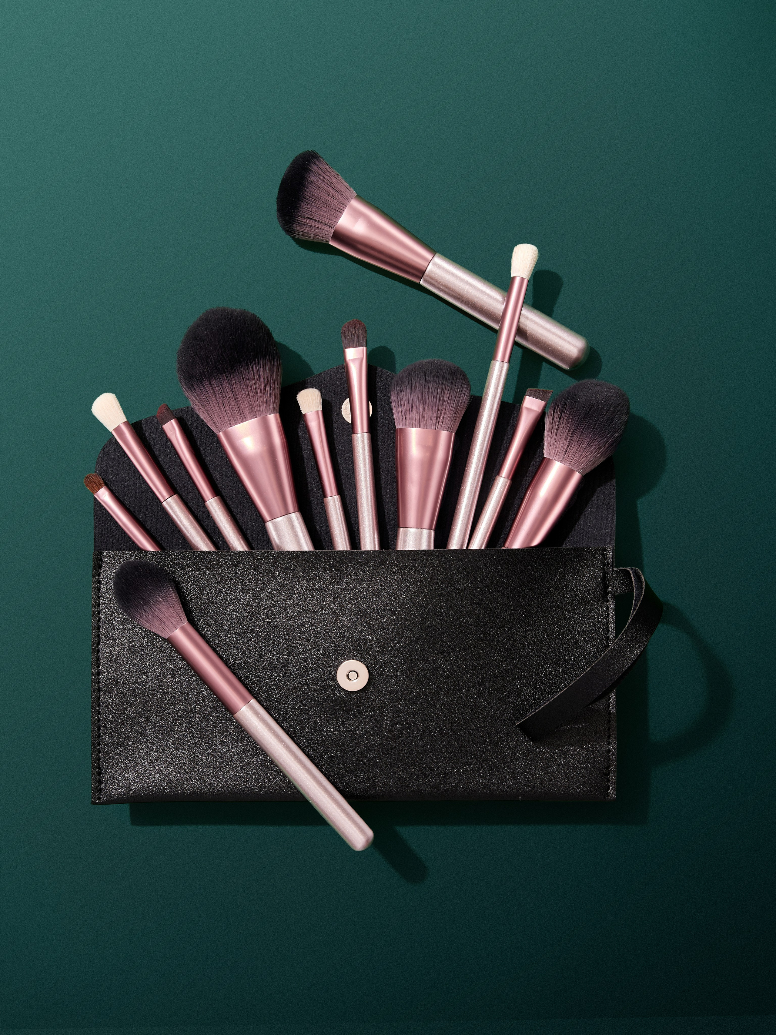 Предметная съемка косметики в Ростове-на-Дону. Предметный и бизнес фотограф в Ростове-на-Дону Александра Степанова