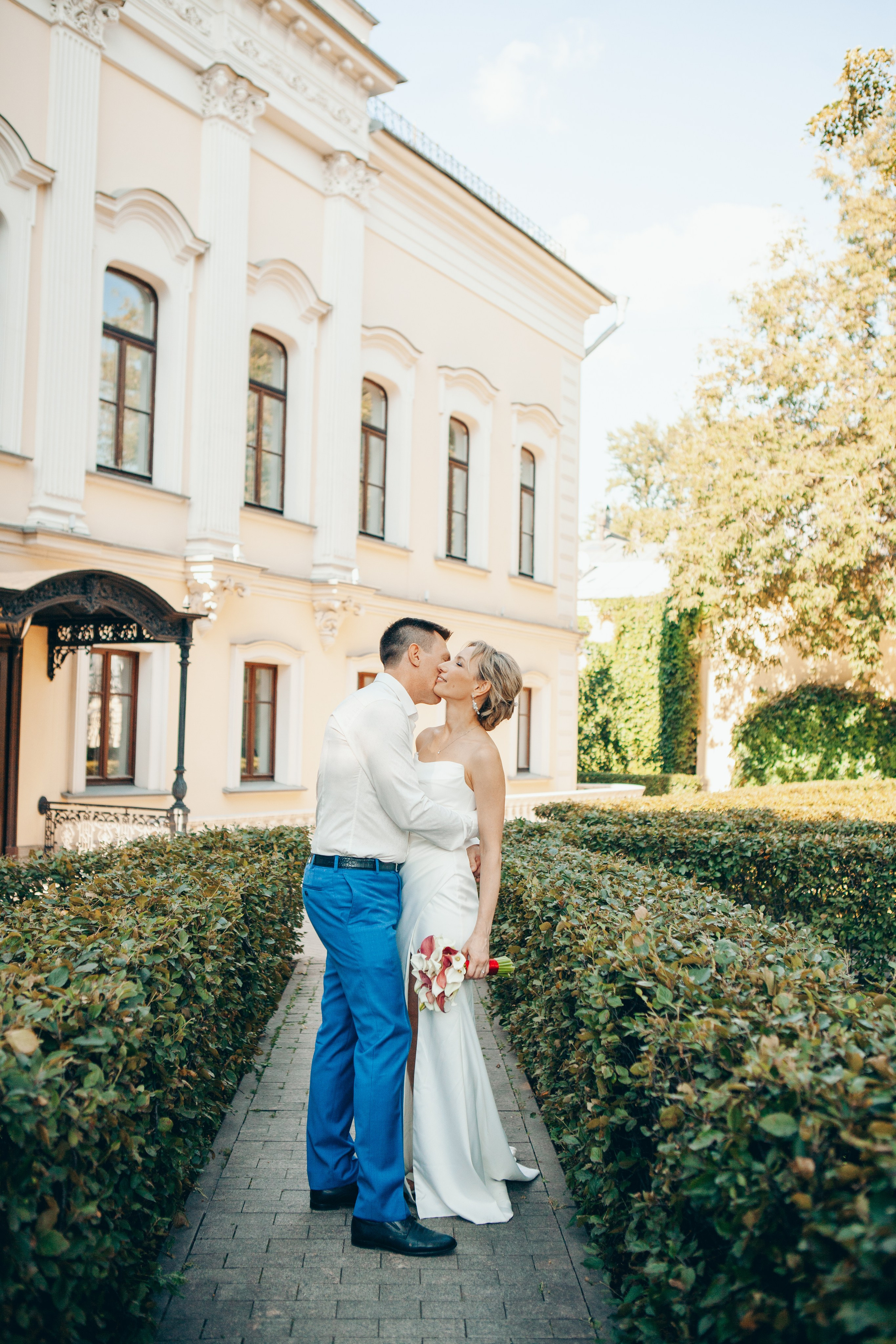 Утро невесты и фотосессия в гостинице radisson collection hotel moscow бывшая гостиница украина. Фотограф Ольга Ефремова