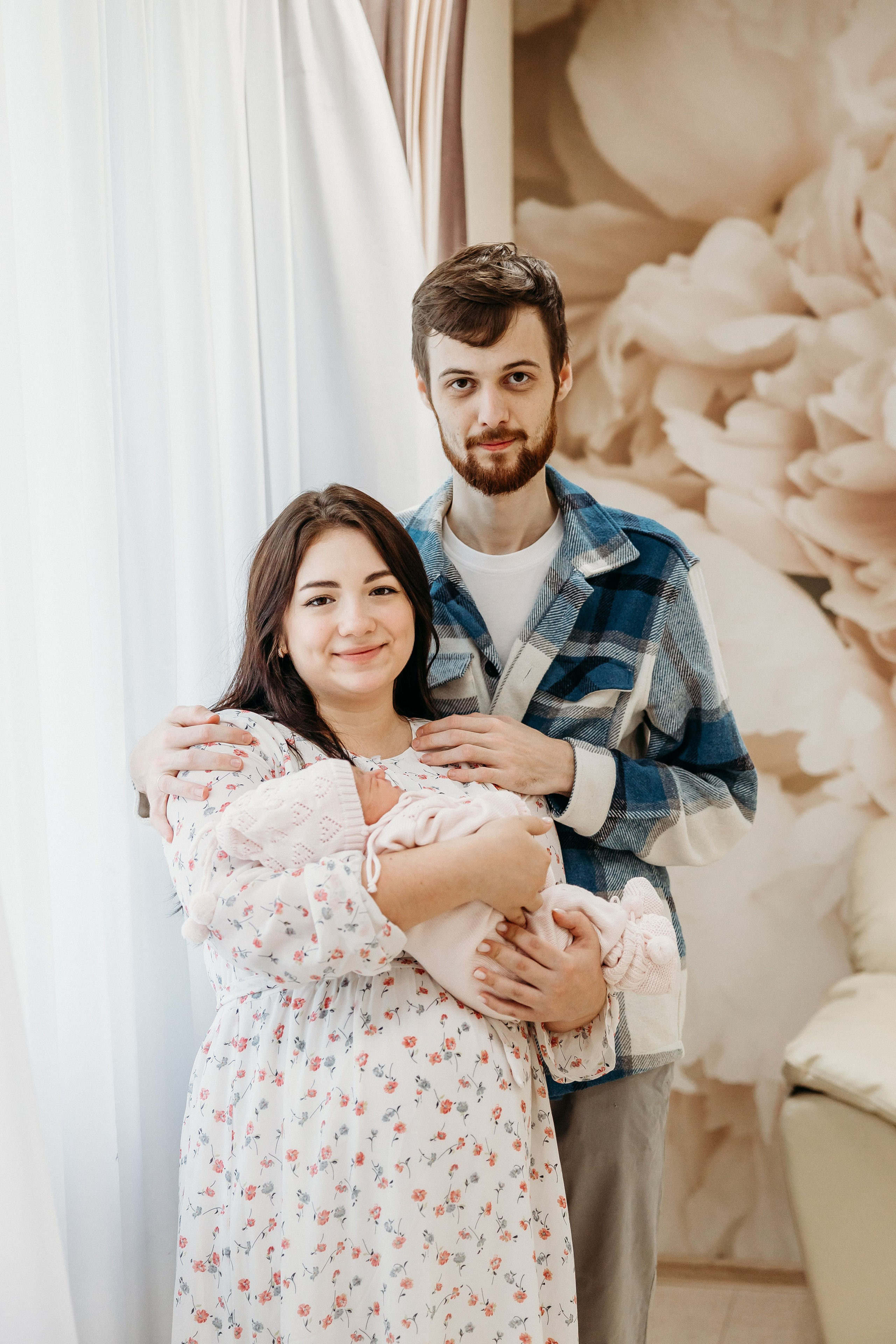 Василиса. Семейный и детский фотограф в Краснодаре. Фотограф новорожденных. Фотограф ньюборн. Фотограф родов Краснодар. Катя Угнивенко