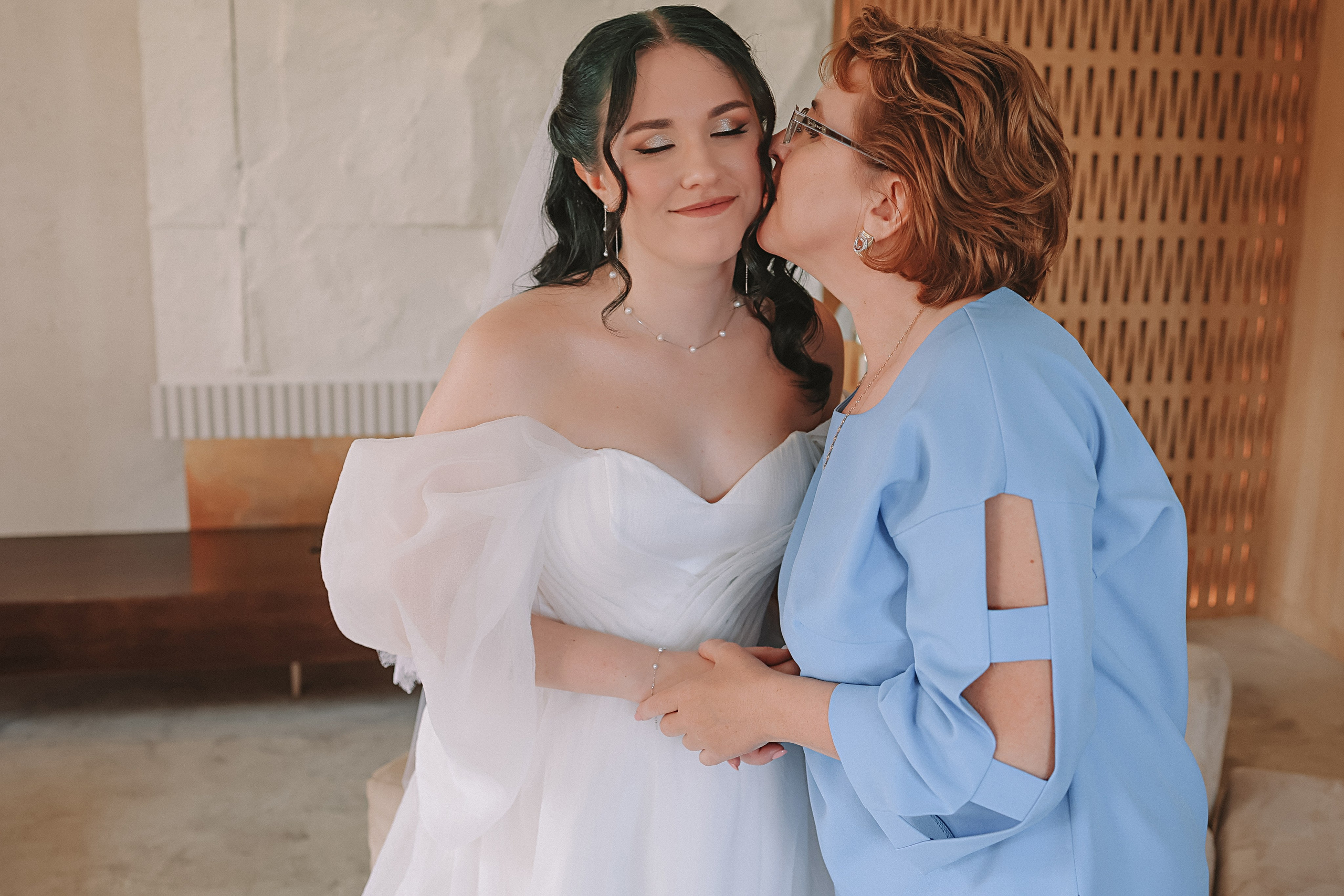 Айвазовский и парк дружбы народов. Семейный фотограф Тюмень, фотограф на роды Салмина Мария