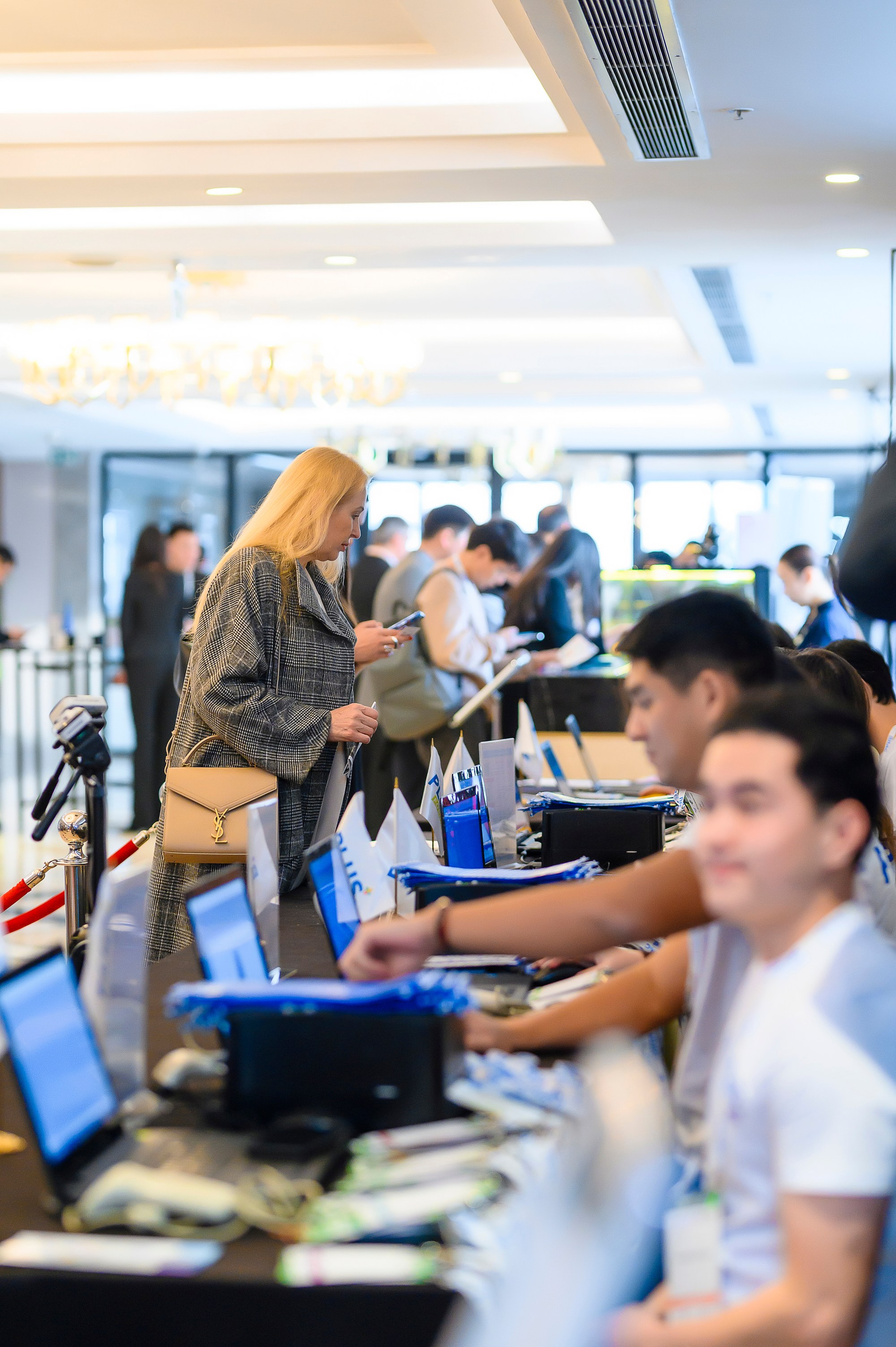 Digital Kyrgyzstan 2025. Интерьерный и репортажный фотограф в Алматы