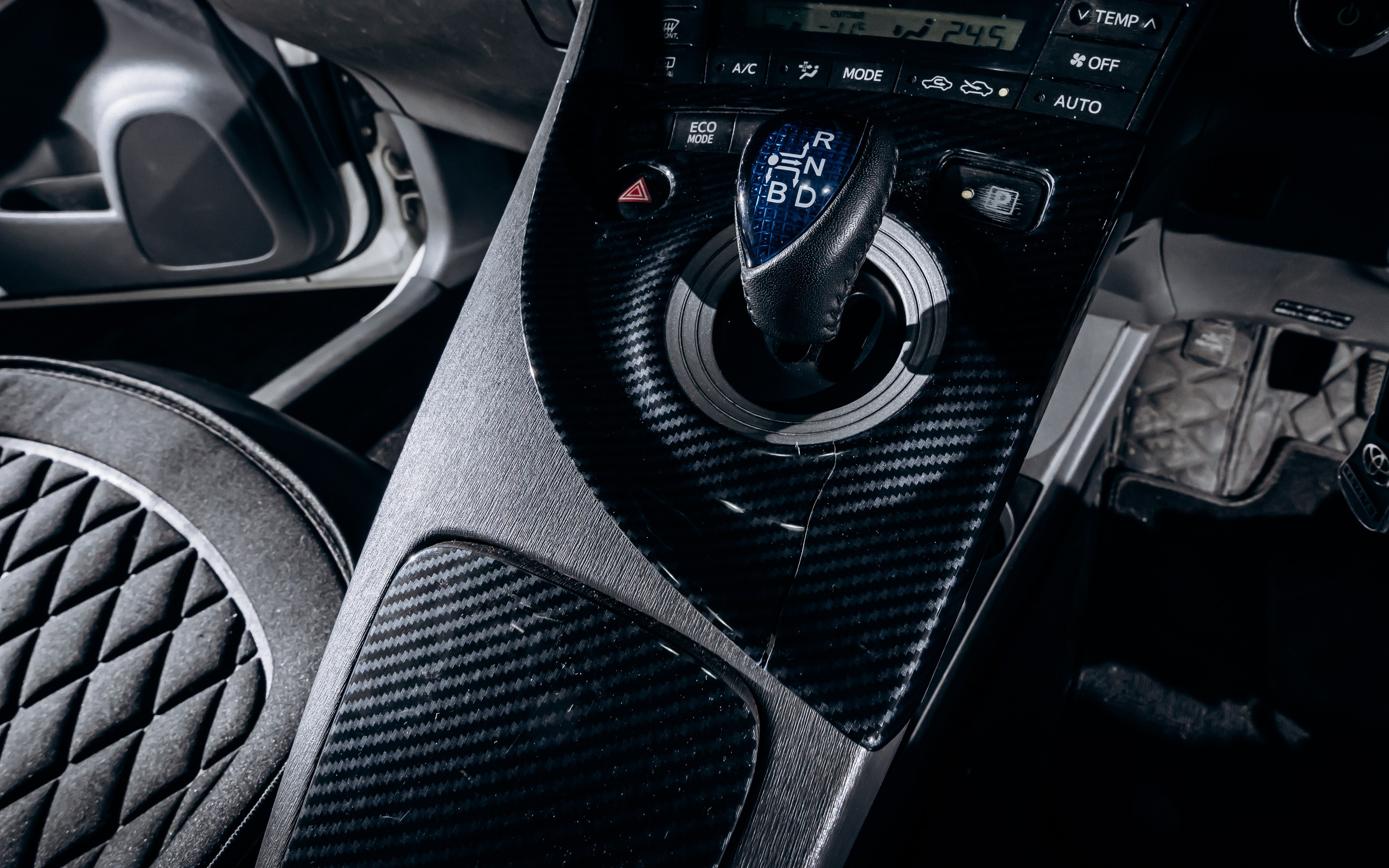 Toyota Prius. Фотограф Андрей Сенченко