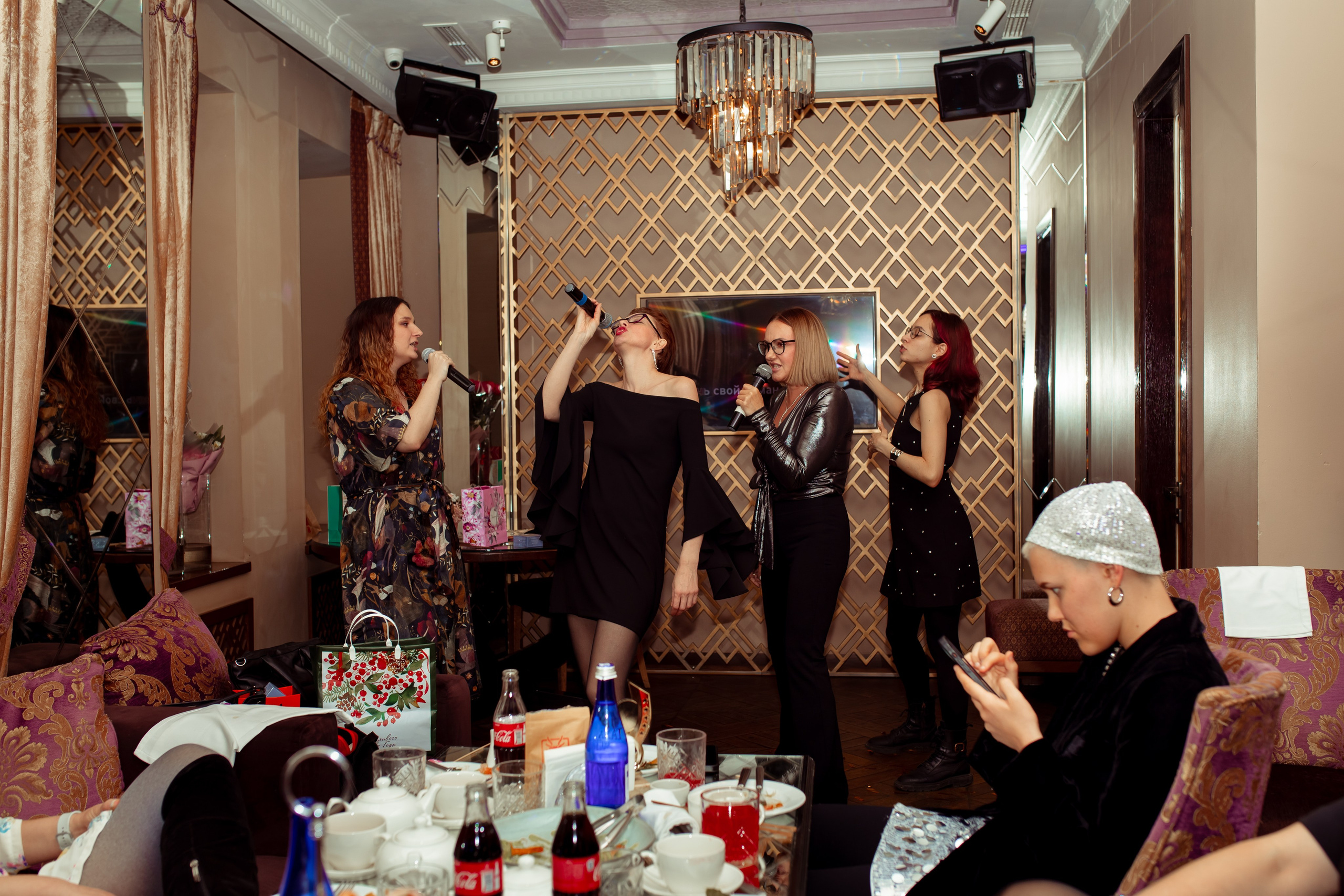 Юбилей в караоке. Семейный и детский фотограф в Москве Дорогова Екатерина